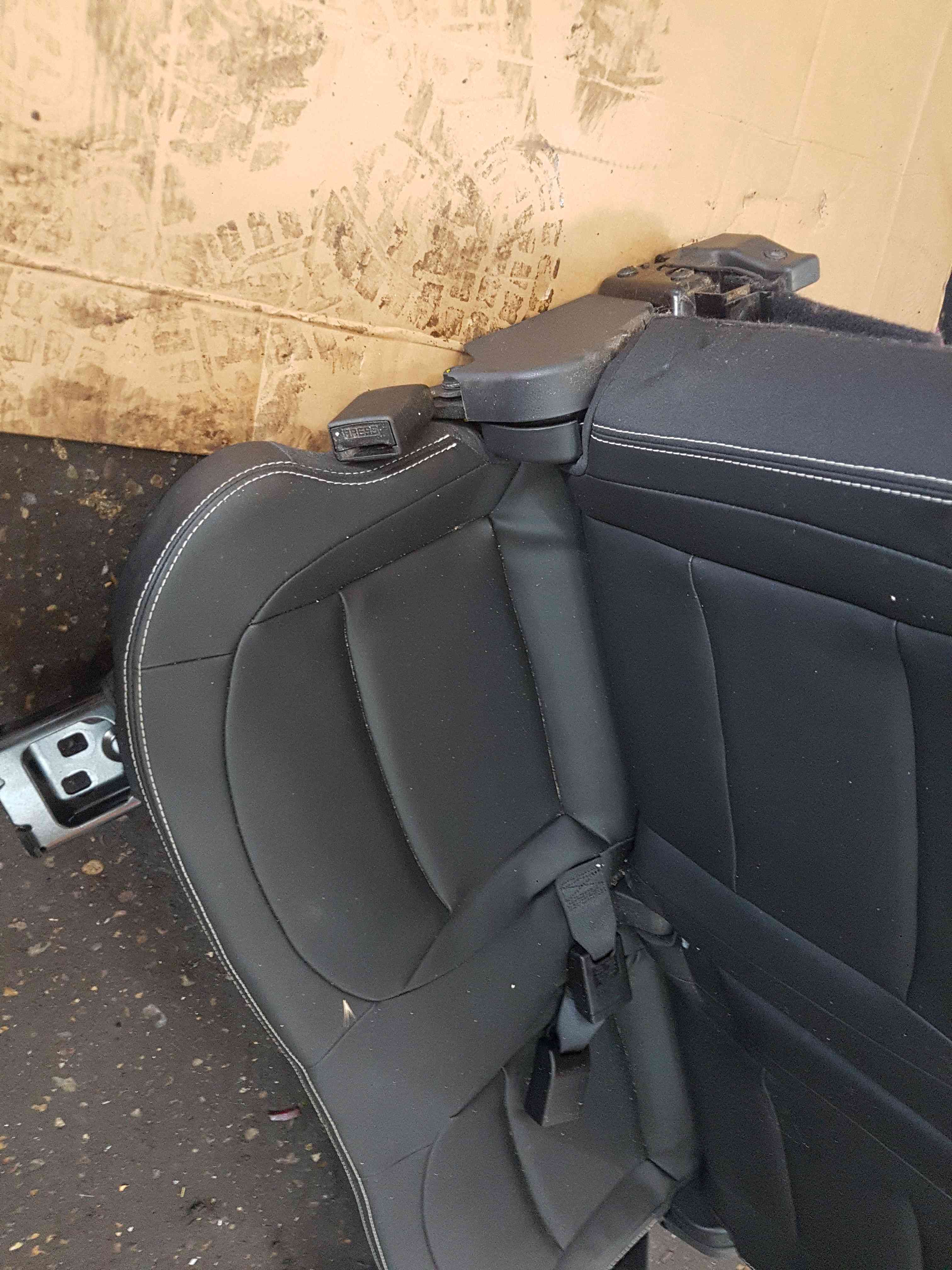 Thumb 2 Nissan Qashqai MK2 +2 2006-2013 Rear Seats Boot Floor Passenger 3Rd ROW