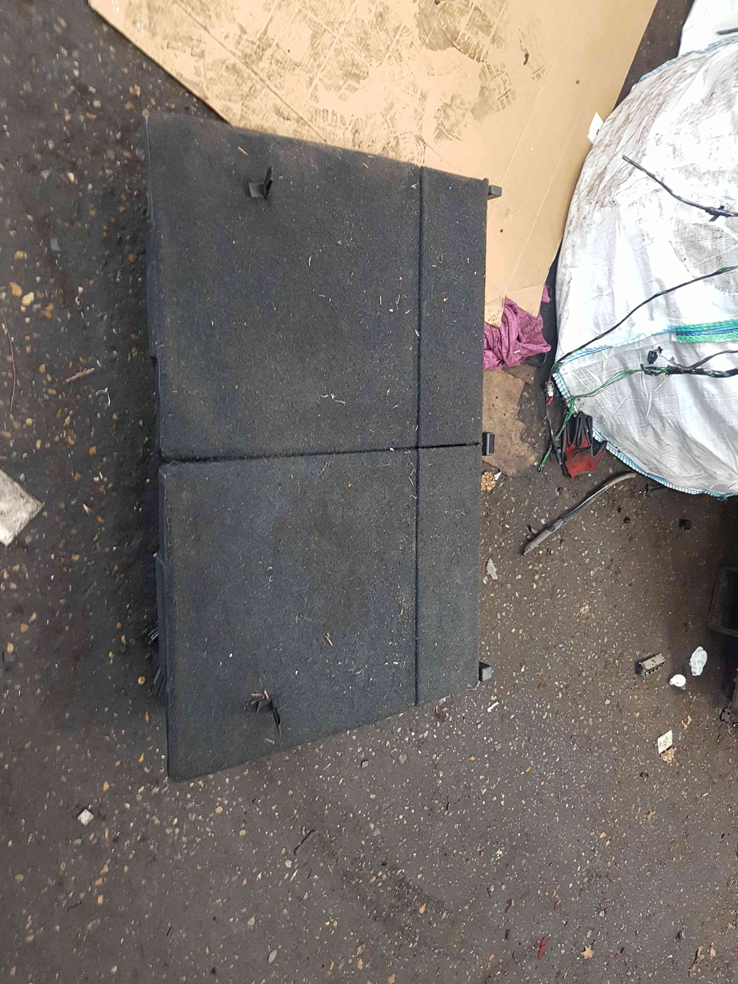 Thumb 5 Nissan Qashqai MK2 +2 2006-2013 Rear Seats Boot Floor Passenger 3Rd ROW