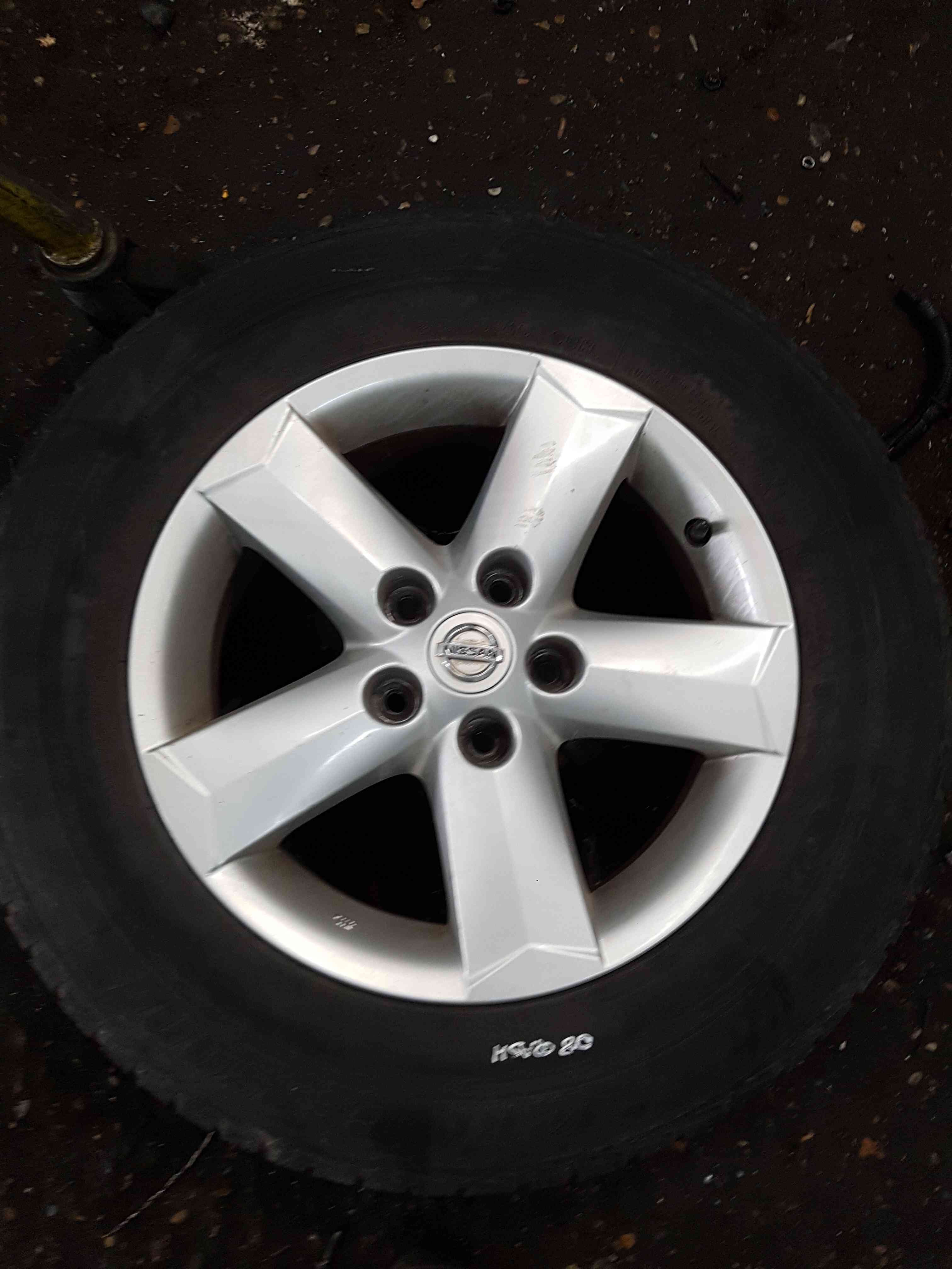 Thumb 3 Nissan Qashqai MK2 2006-2013 Alloy Wheel 16Inch + Tyre 215 65 16 6Mm 4/5