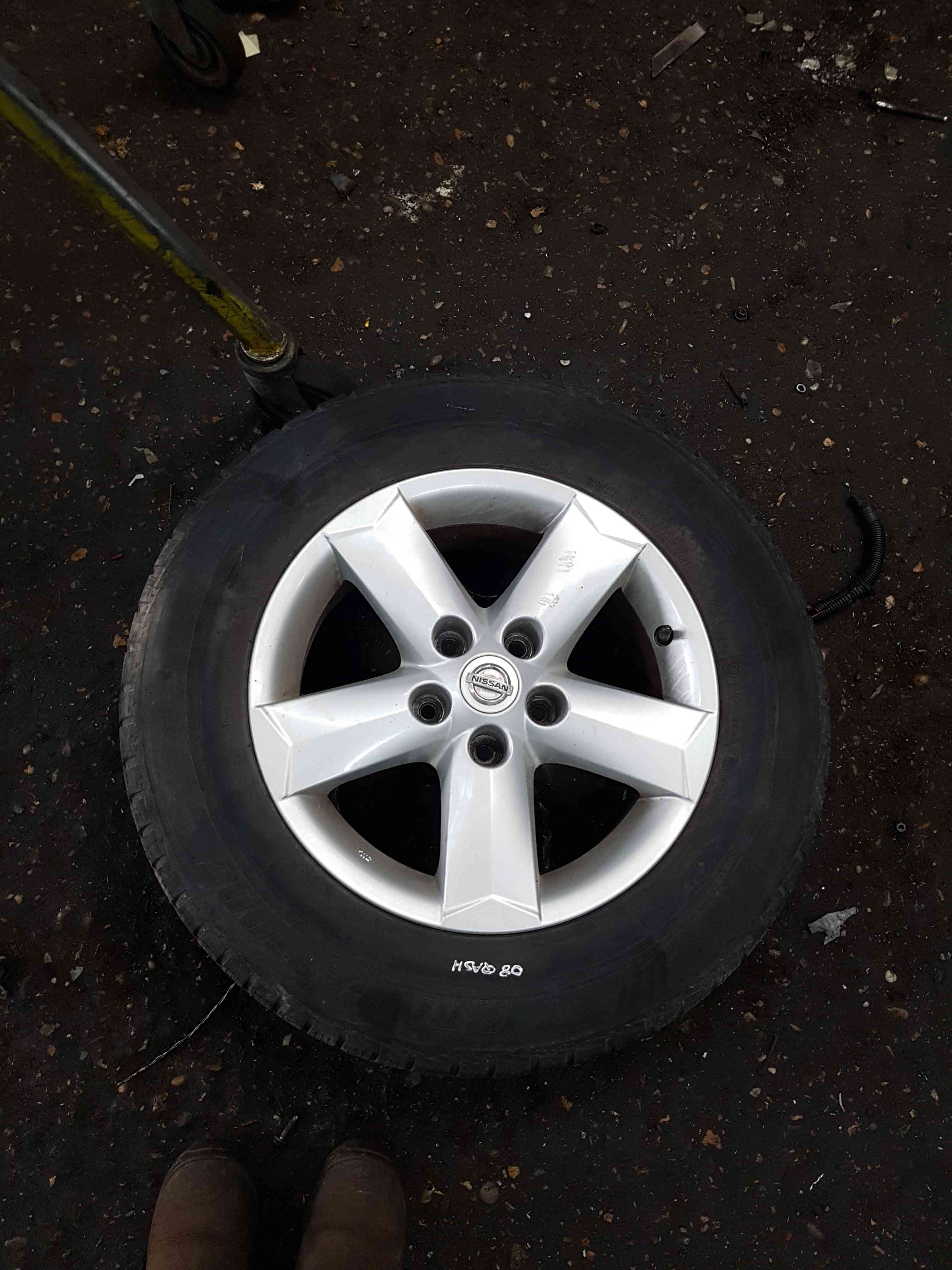 Thumb 7 Nissan Qashqai MK2 2006-2013 Alloy Wheel 16Inch + Tyre 215 65 16 6Mm 4/5