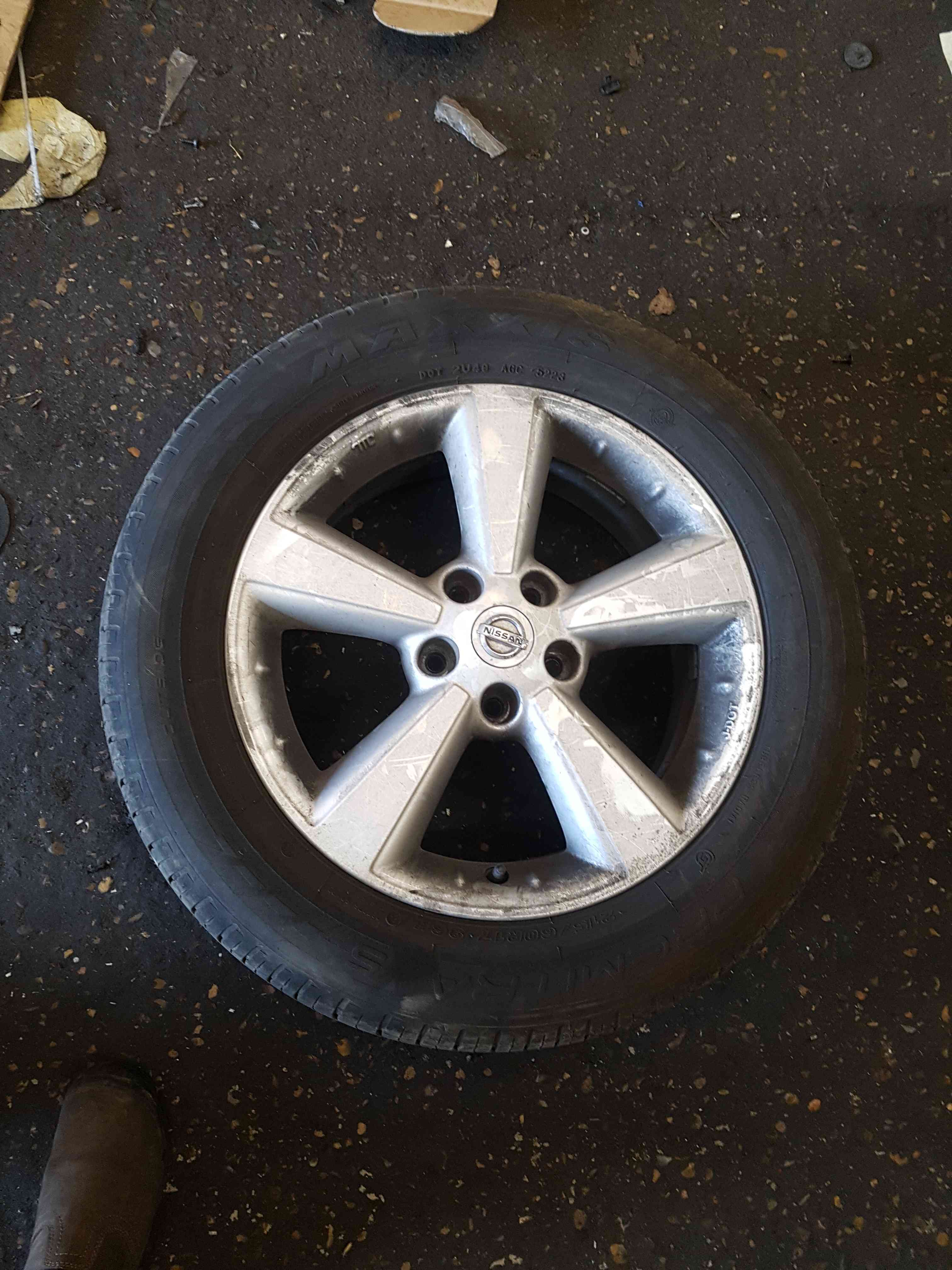 Thumb 4 Nissan Qashqai MK2 2006-2013 Alloy Wheel 17Inch + Tyre 215 60 17 40300Ey17c 3/5