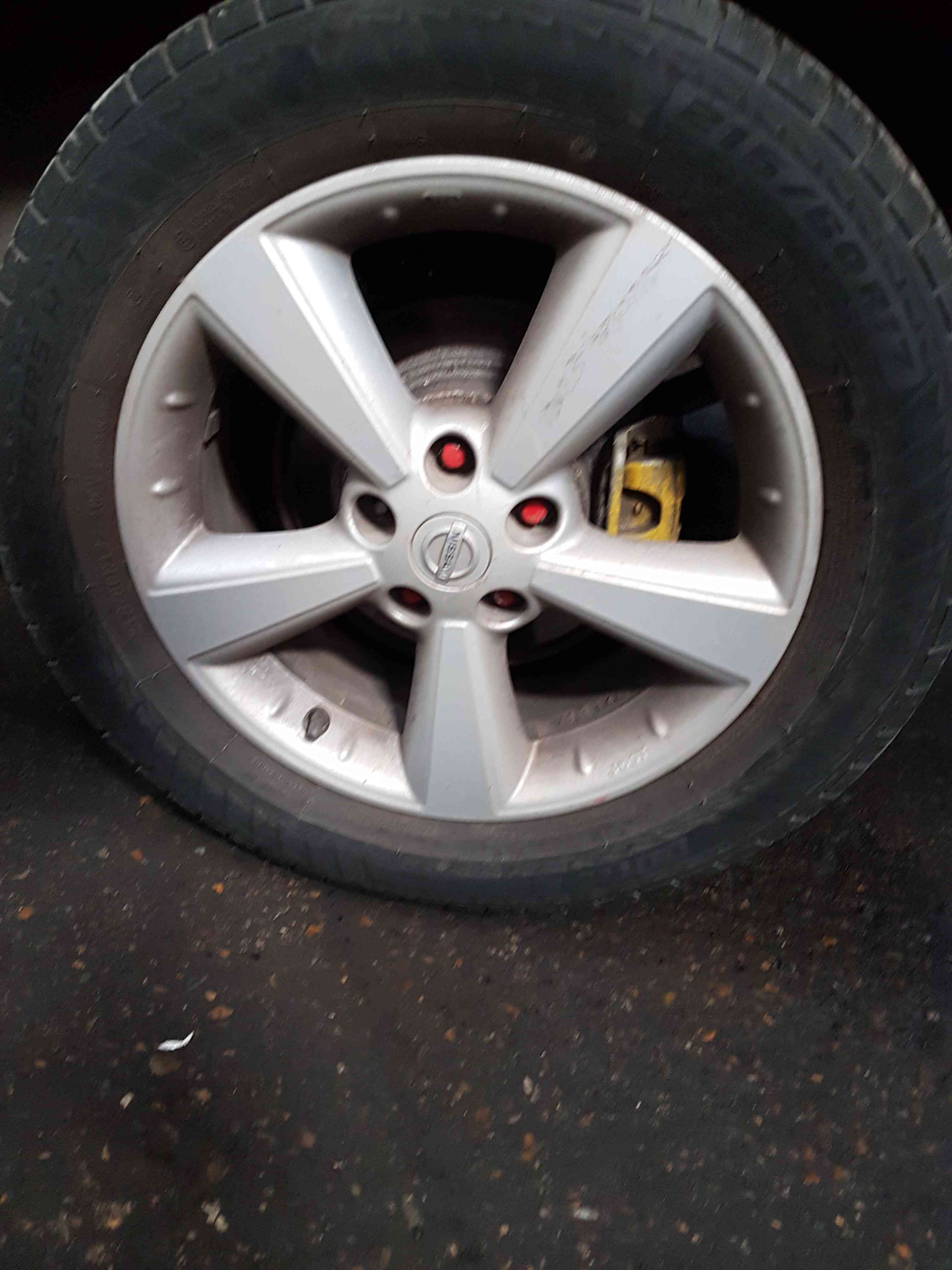 Thumb 2 Nissan Qashqai MK2 2006-2013 Alloy Wheel 17Inch + Tyre 215 60 17 6Mm 40300Ey17c