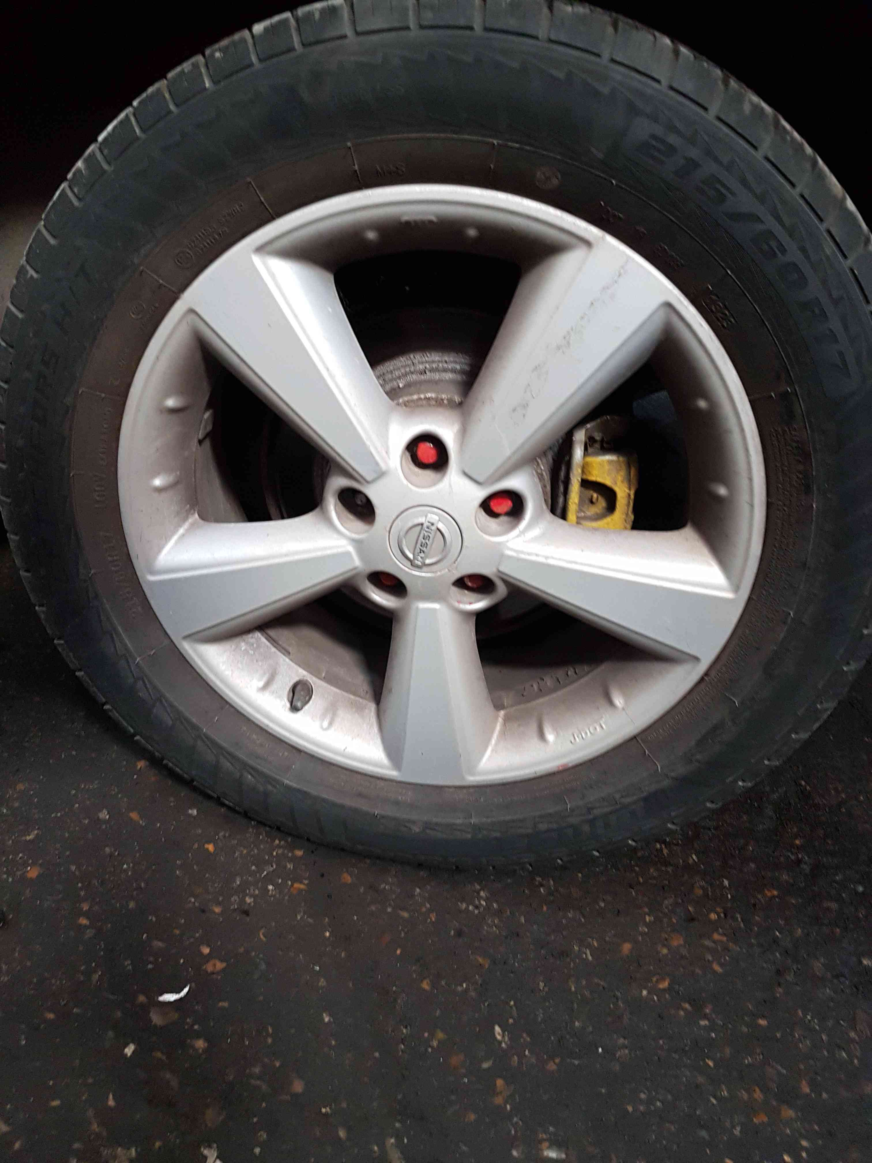 Thumb 3 Nissan Qashqai MK2 2006-2013 Alloy Wheel 17Inch + Tyre 215 60 17 6Mm 40300Ey17c