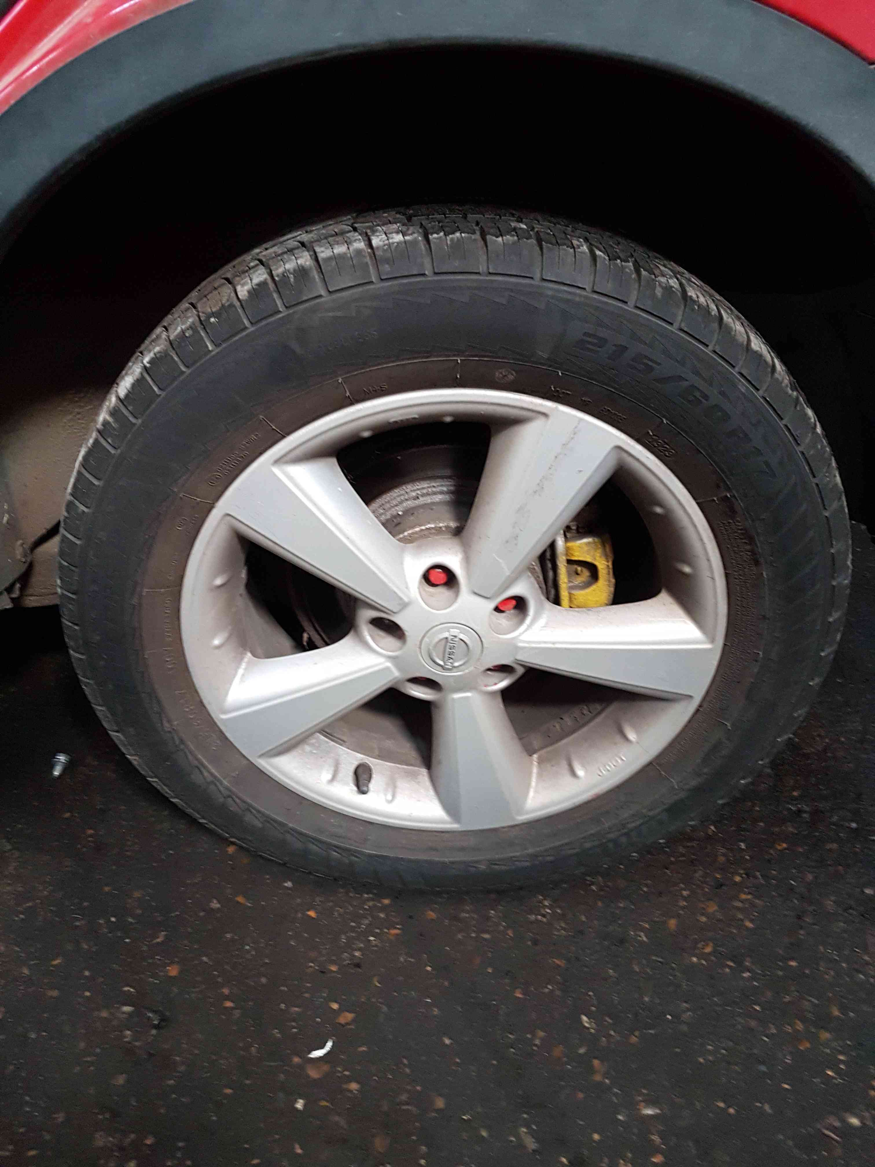 Thumb 5 Nissan Qashqai MK2 2006-2013 Alloy Wheel 17Inch + Tyre 215 60 17 6Mm 40300Ey17c