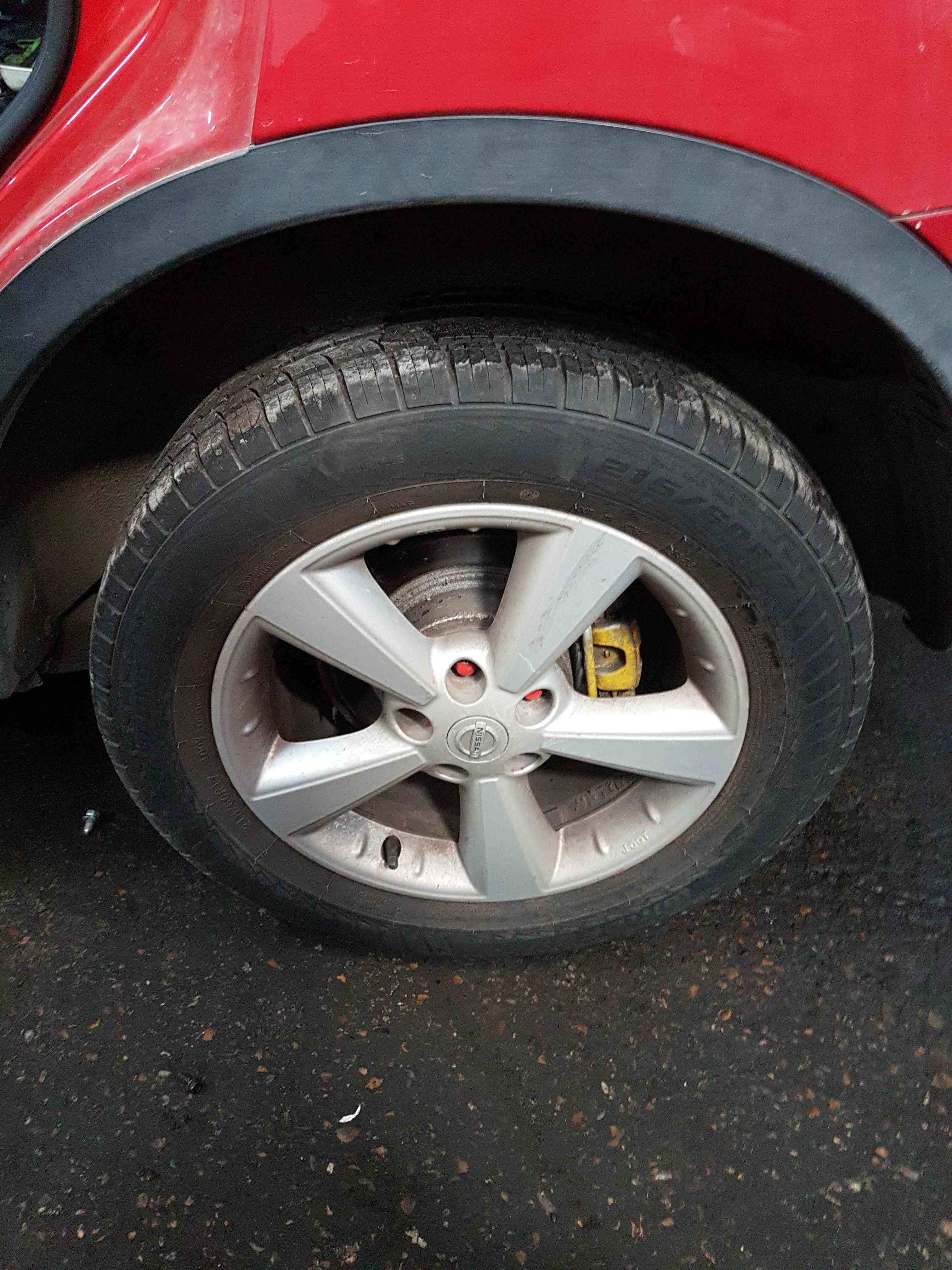 Thumb 7 Nissan Qashqai MK2 2006-2013 Alloy Wheel 17Inch + Tyre 215 60 17 6Mm 40300Ey17c