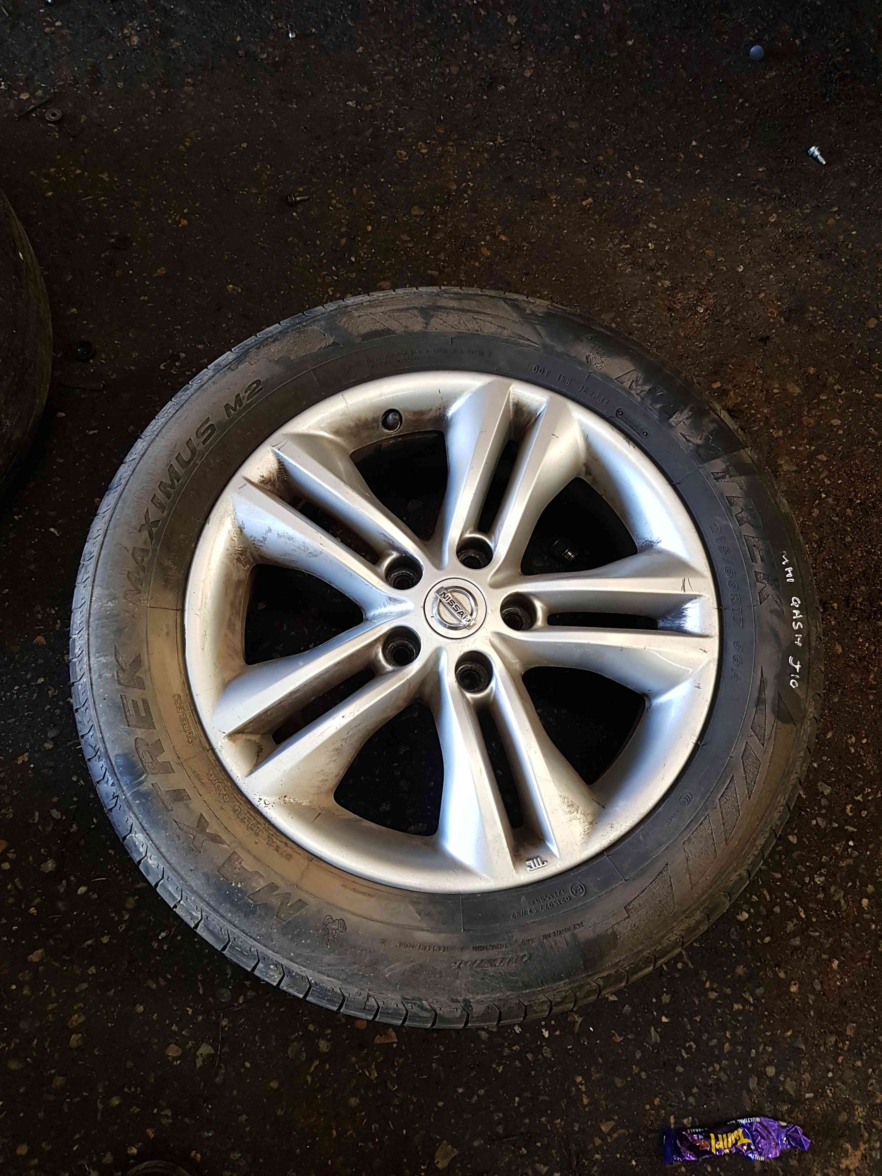 Thumb 3 Nissan Qashqai MK2 2006-2013 Alloy Wheel 17Inch 40300Br07a 4/5 215 50 17 6mm