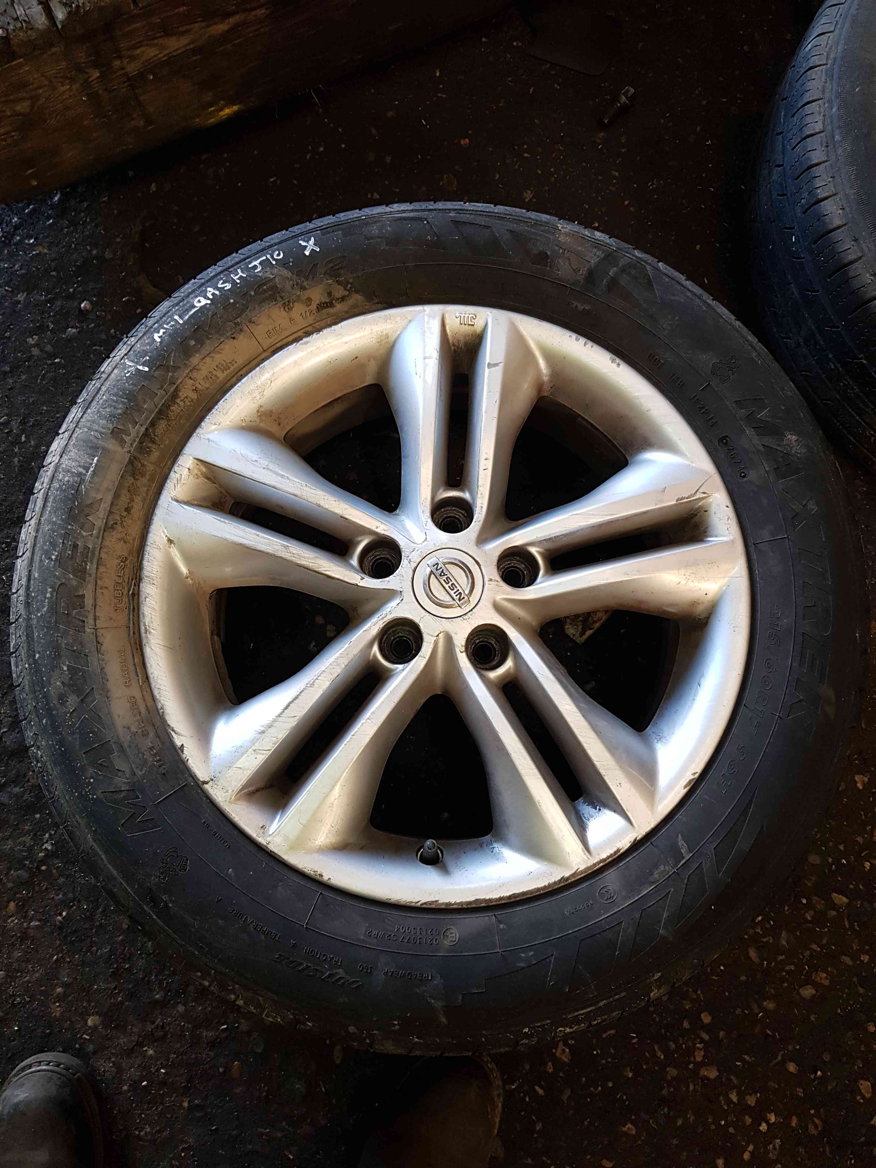 Thumb 6 Nissan Qashqai MK2 2006-2013 Alloy Wheel 17Inch 40300Br07a 4/5