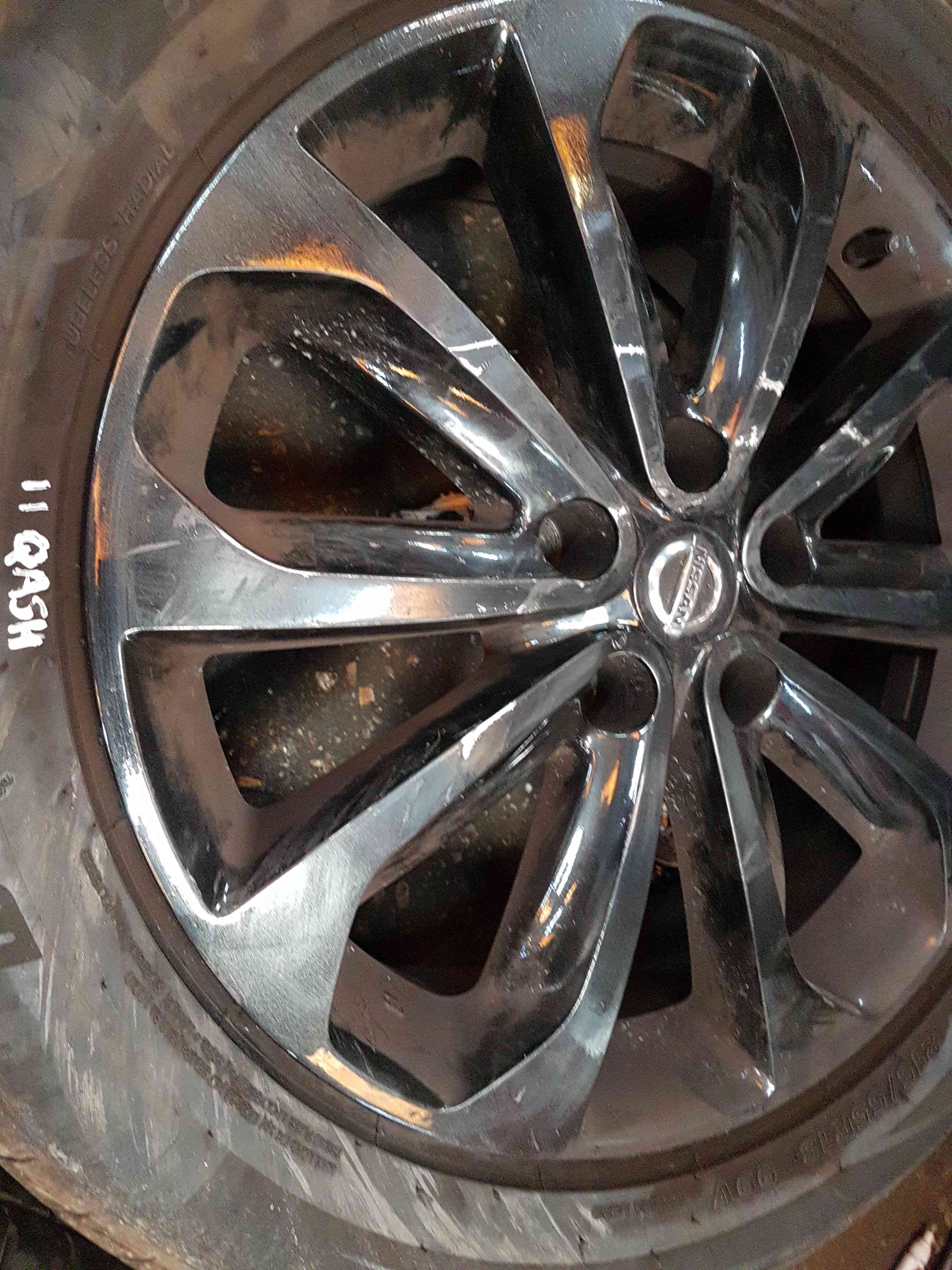 Thumb 10 Nissan Qashqai MK2 2006-2013 Alloy Wheel SET Black 17Inch + Tyre 215 55 18 5Mm  