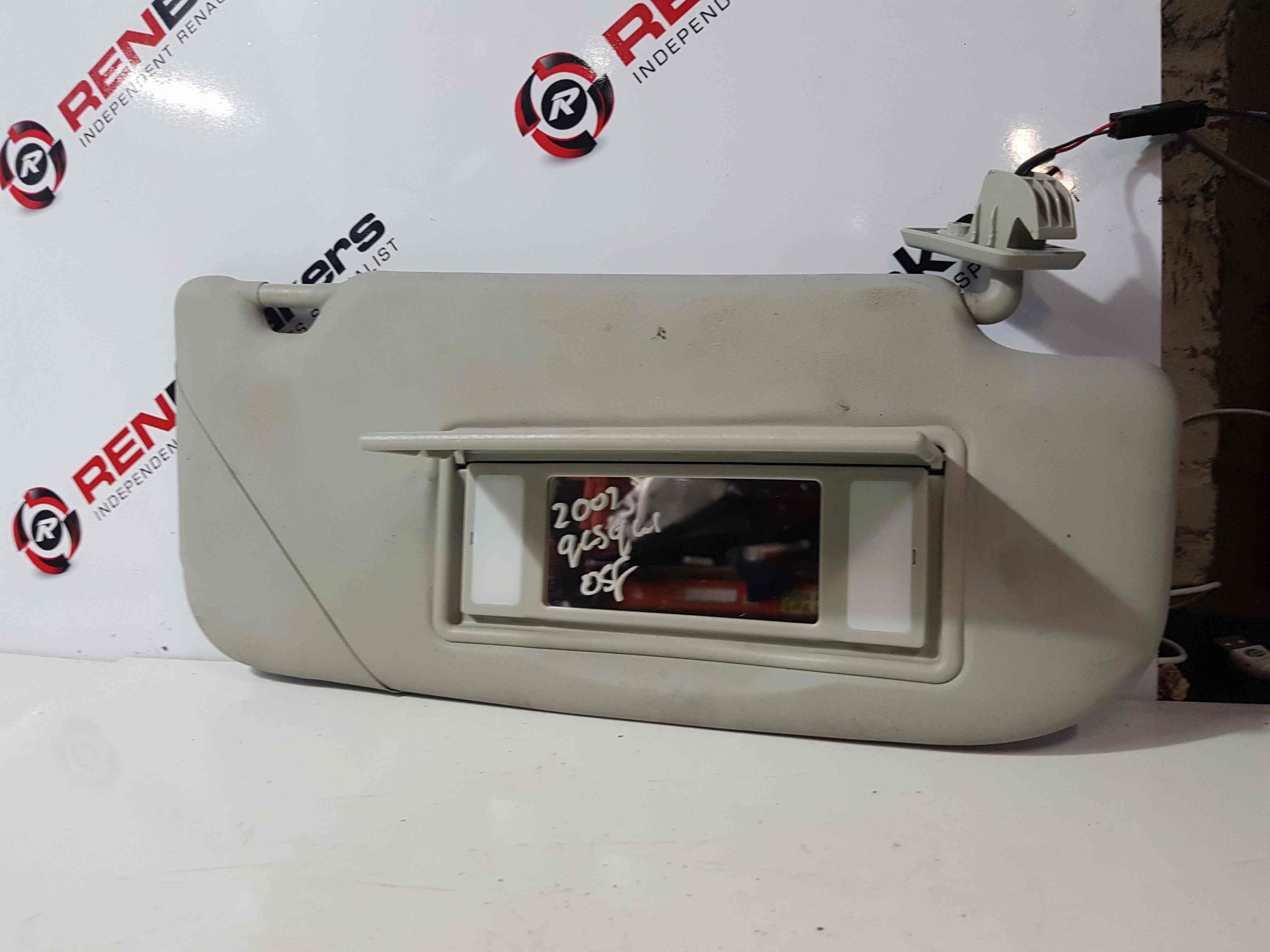 Thumb 3 Nissan Qashqai MK2 2006-2013 Drivers Os OSF Sunvisor Shade