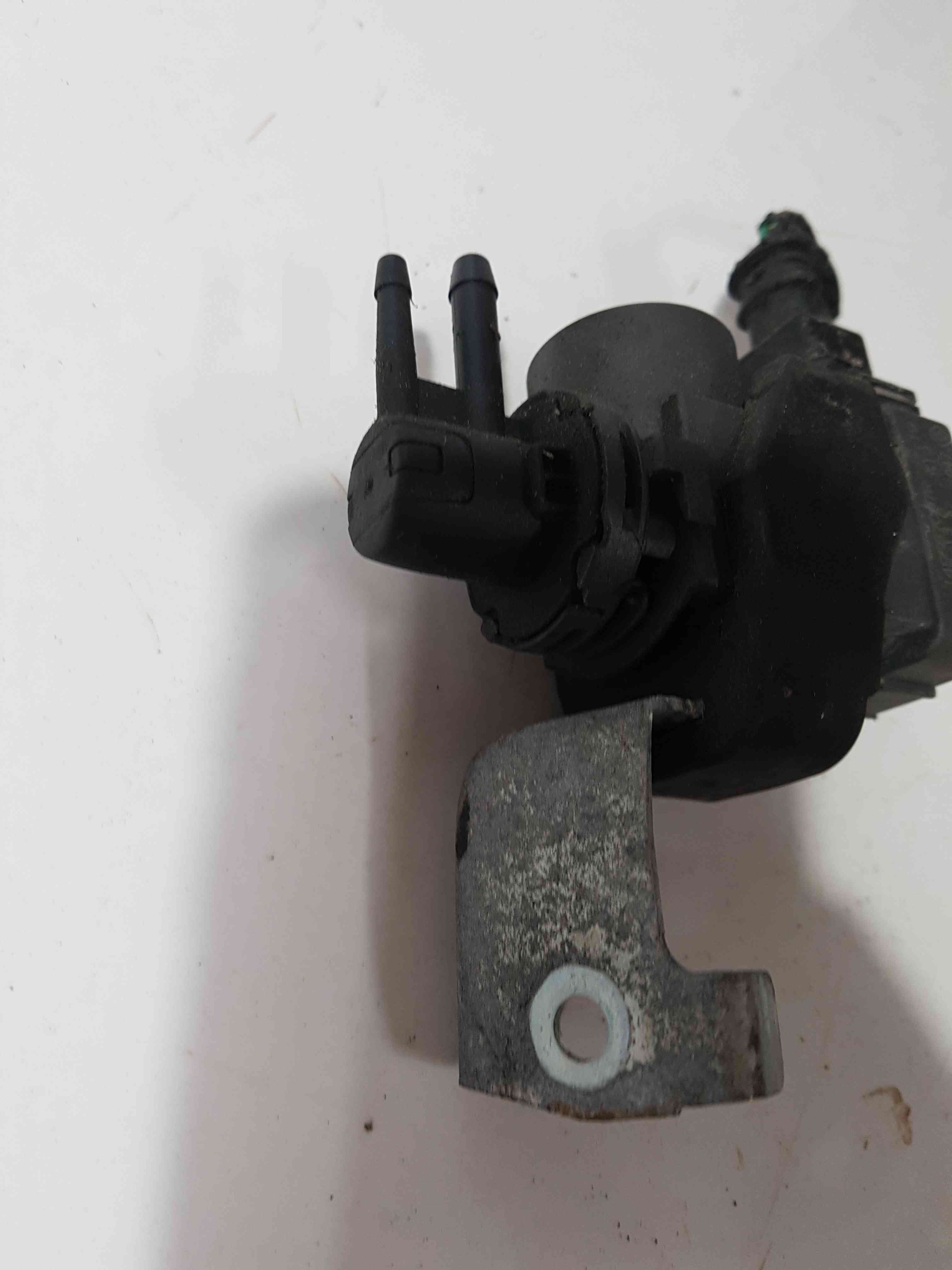 Thumb 6 Nissan Qashqai MK2 2006-2013 Turbo Boost Pressure Valve 149567097R