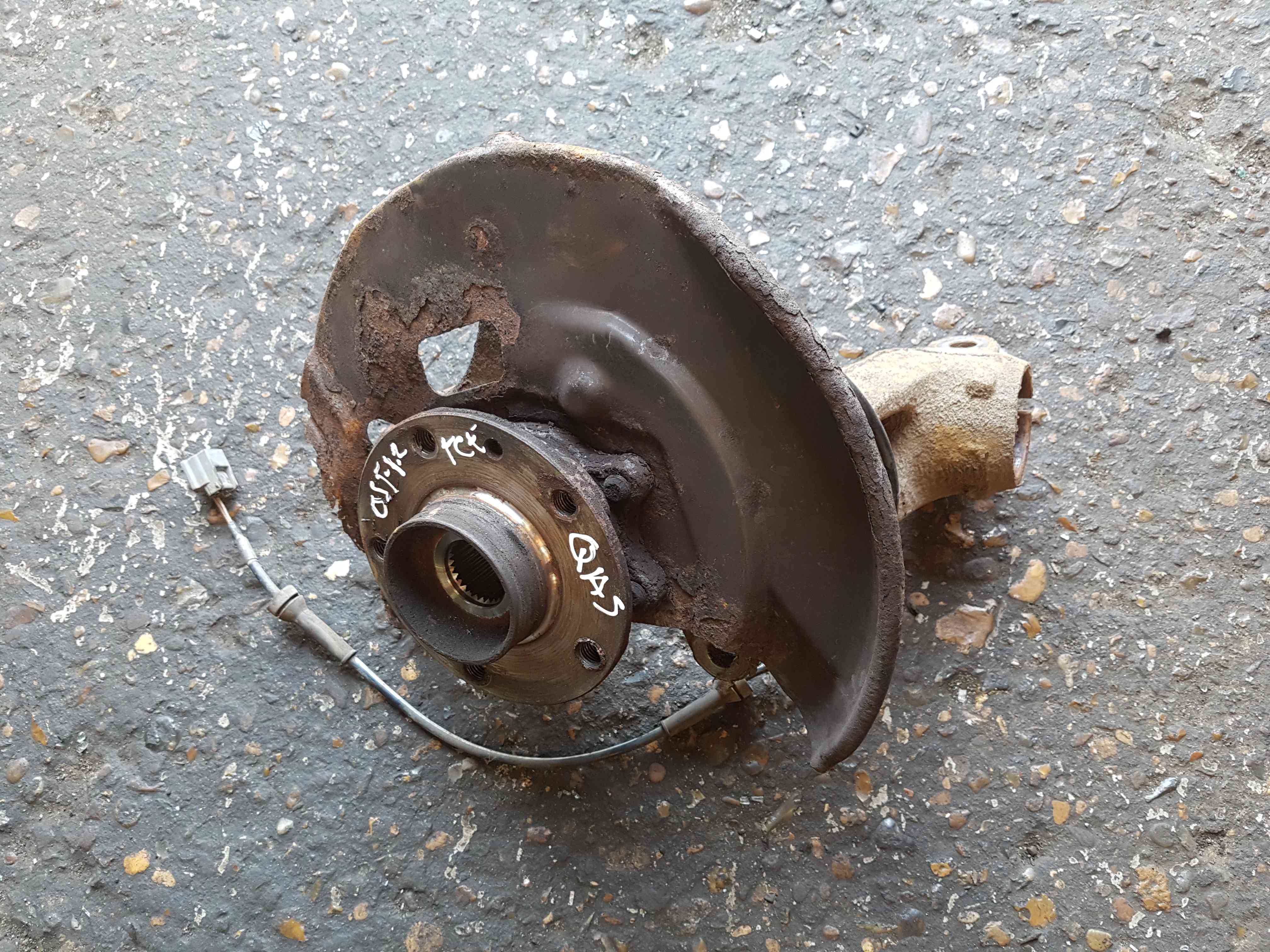 Thumb 3 Nissan Qashqai MK2 2013-2017 1.2 16V  TCE Osf Passenger Wheel HUB