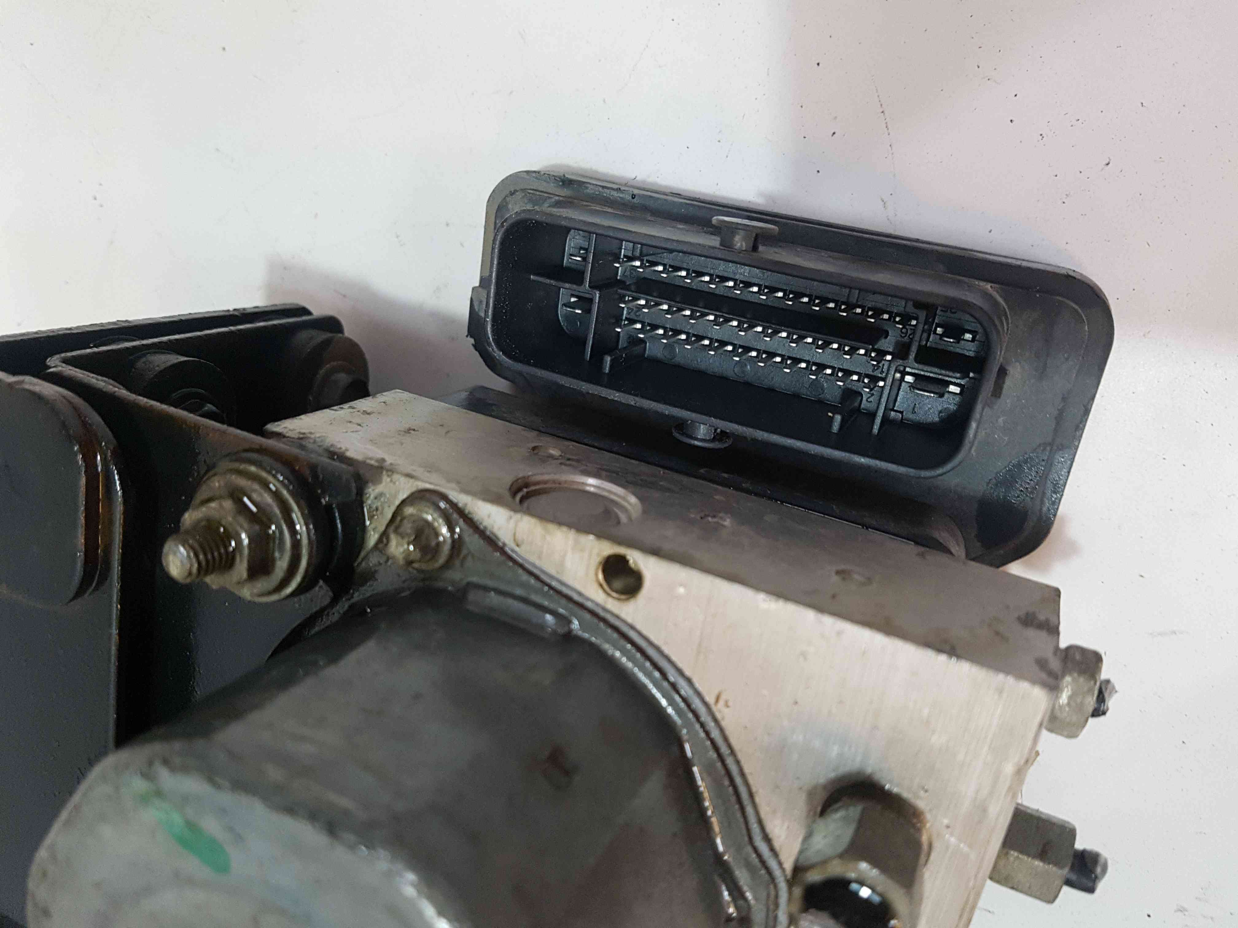 Thumb 5 Nissan Qashqai MK2 2013-2017 1.2 16V TCE Abs Pump Unit 476604EA1C
