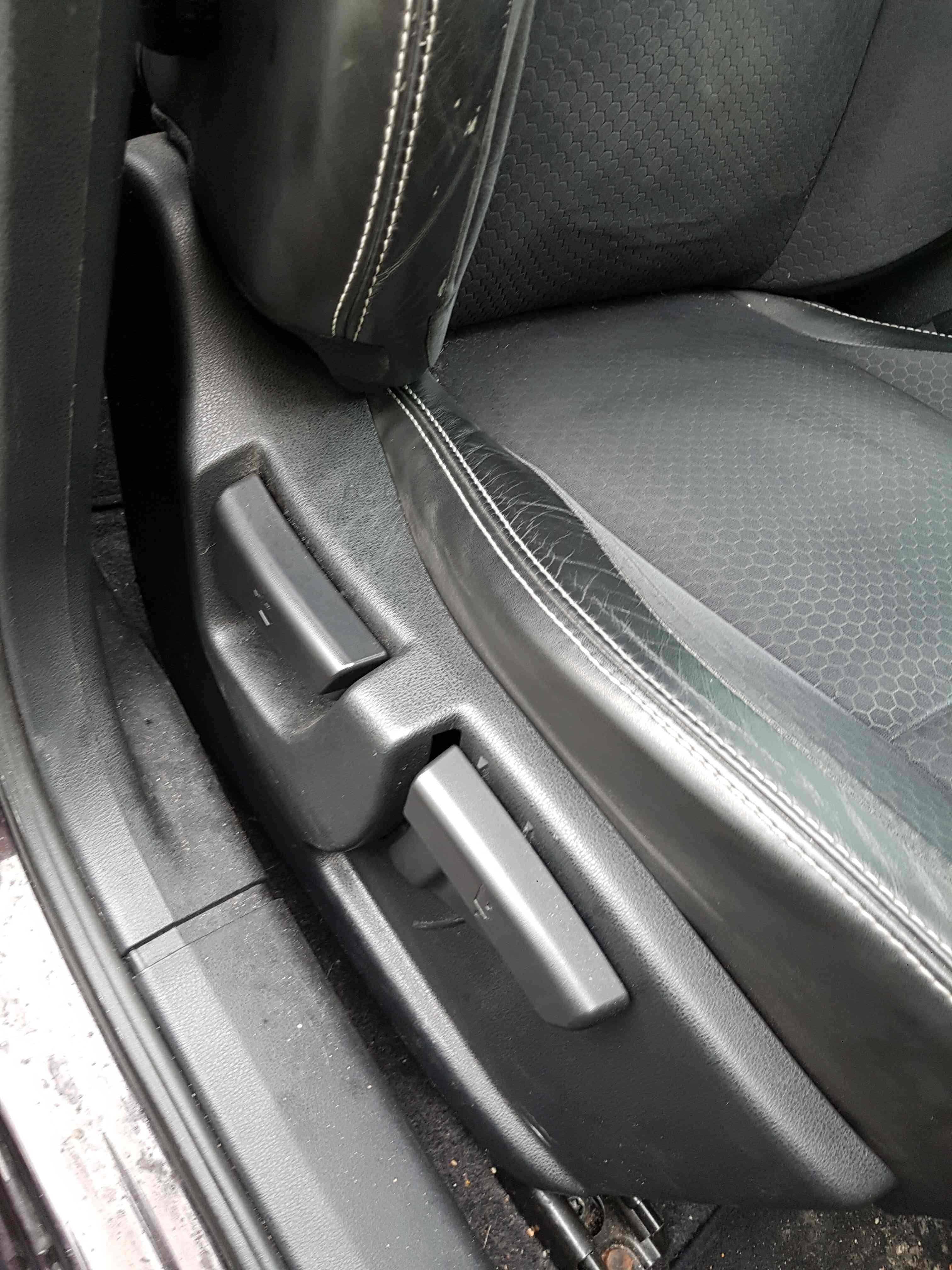 Thumb 4 Nissan Qashqai MK2 2013-2017 Half Leather Seats Driver Passenger Rear SET 