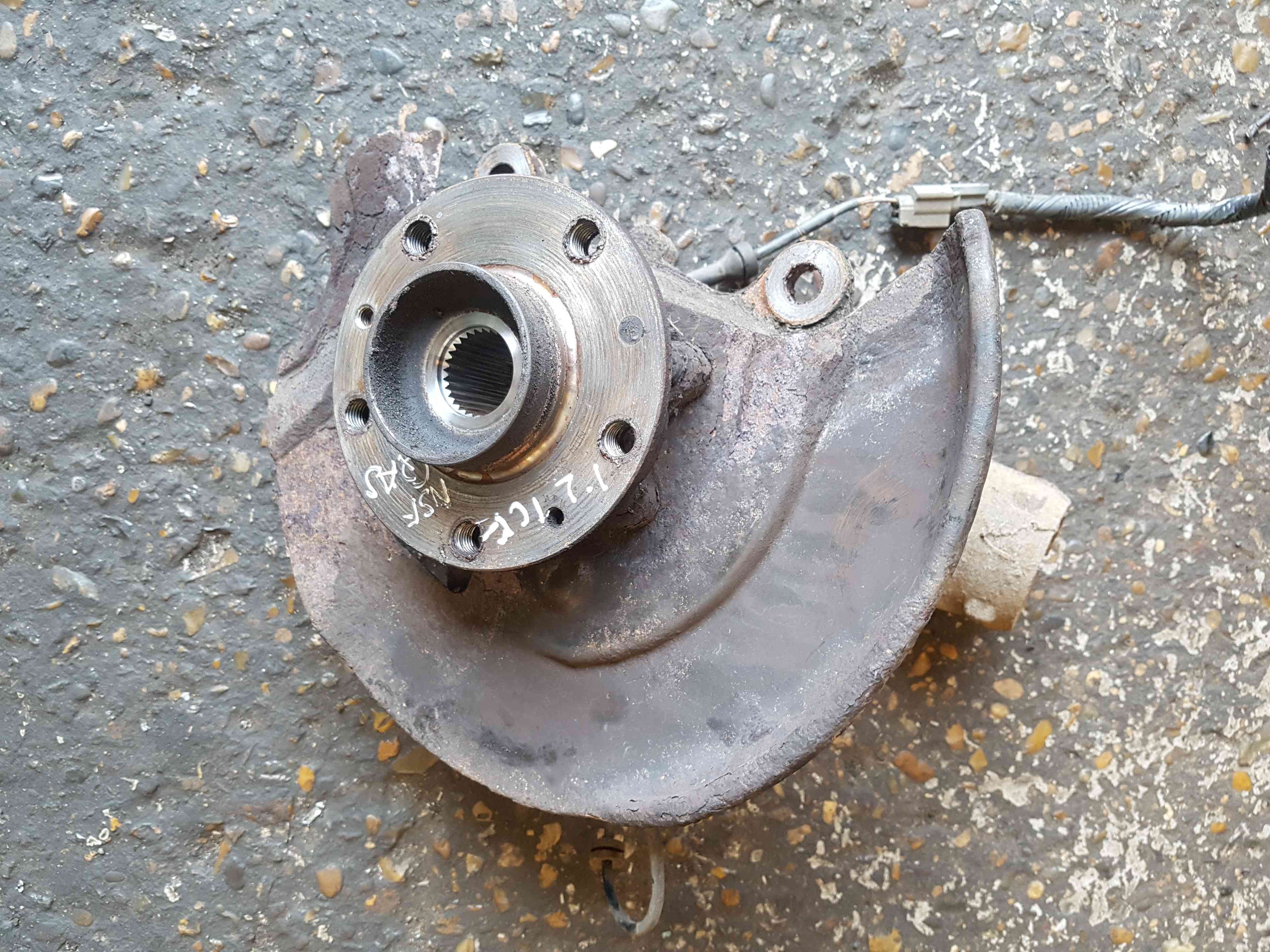 Thumb 3 Nissan Qashqai MK2 2013-2017 NSF Passenger Wheel HUB
