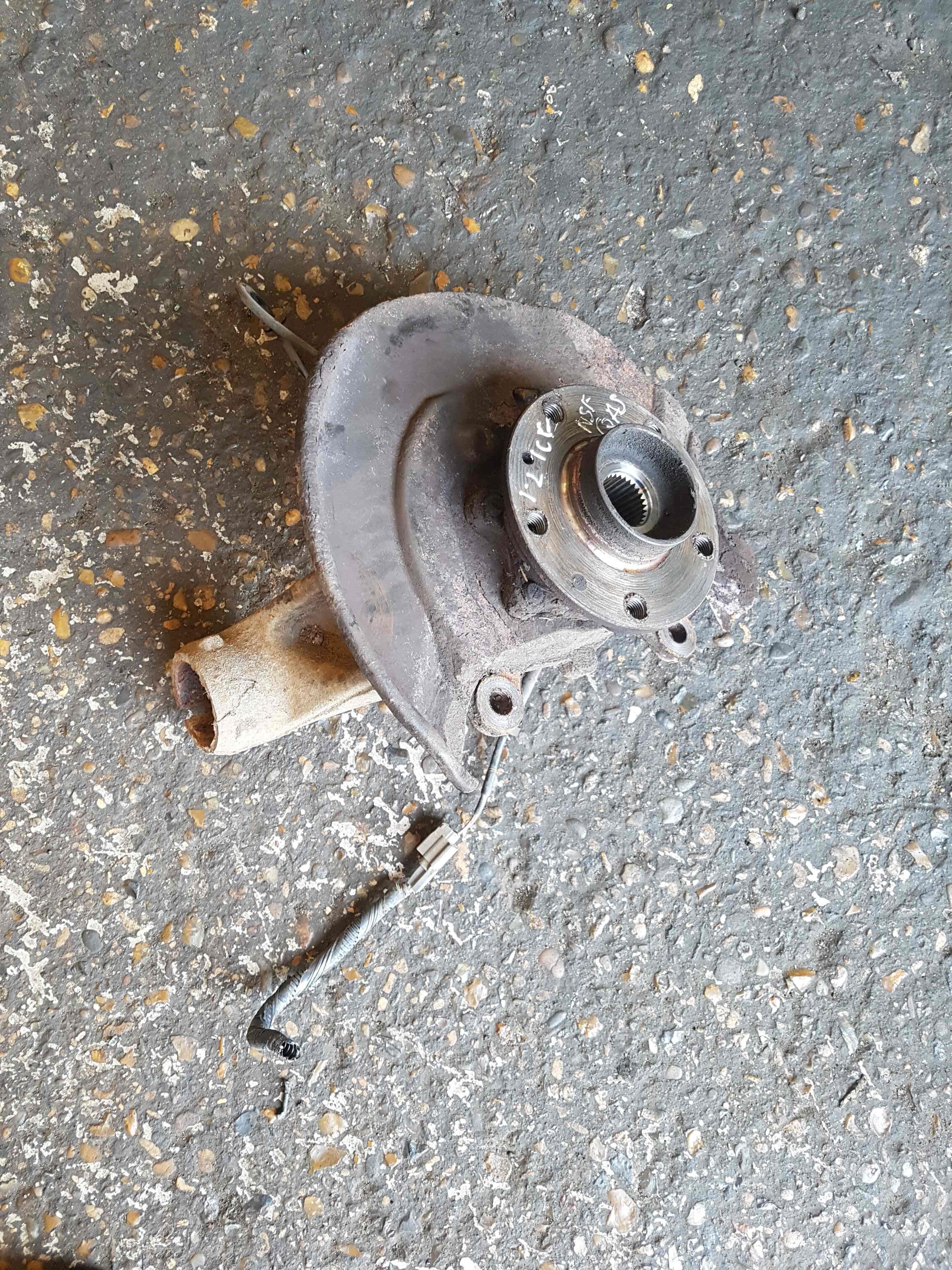 Nissan Qashqai MK2 2013-2017 NSF Passenger Wheel HUB
