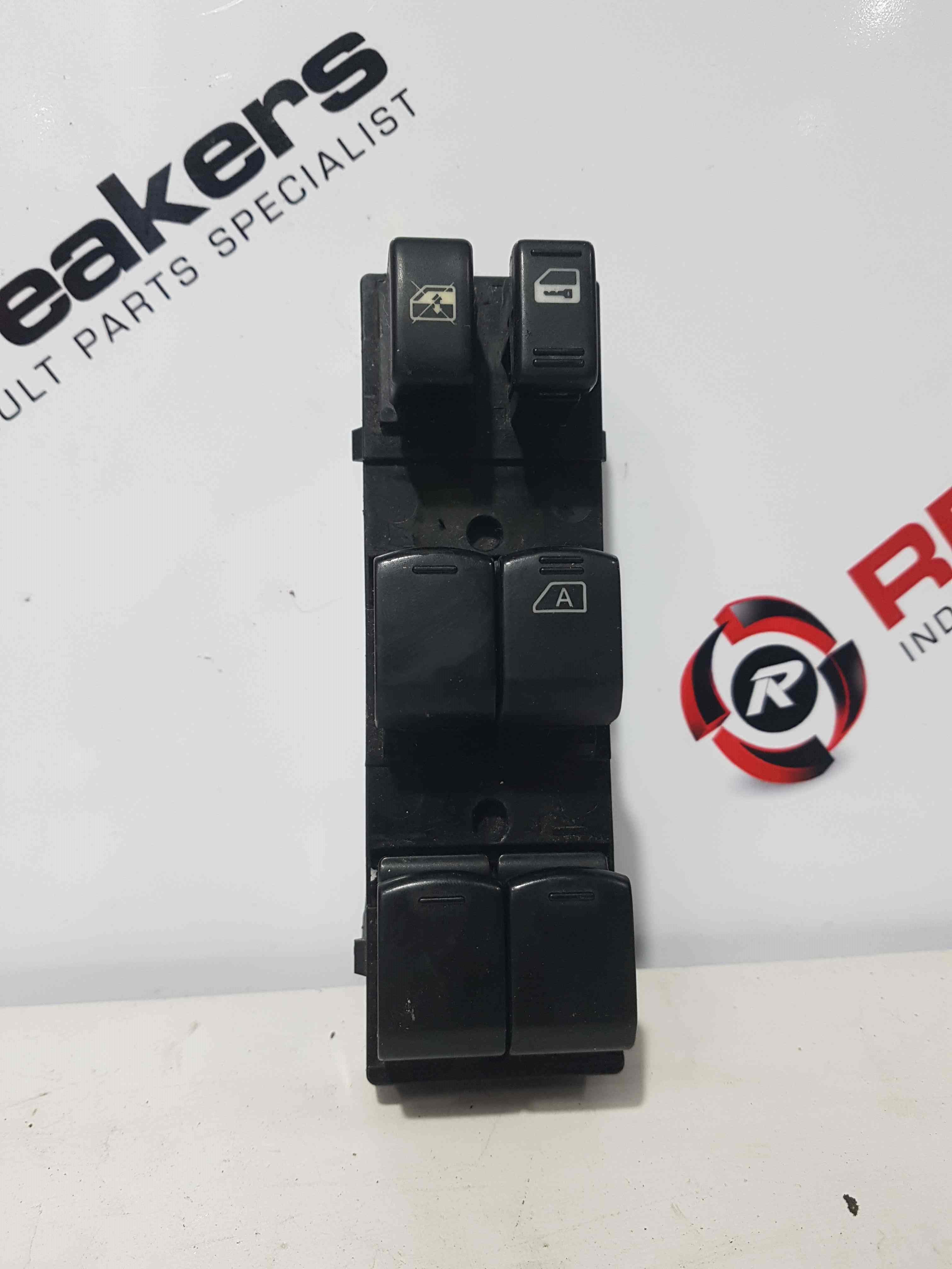 Thumb 2 Nissan X-Trail T31 Tekna 2011-2014 Drivers OSF Front Window Switch