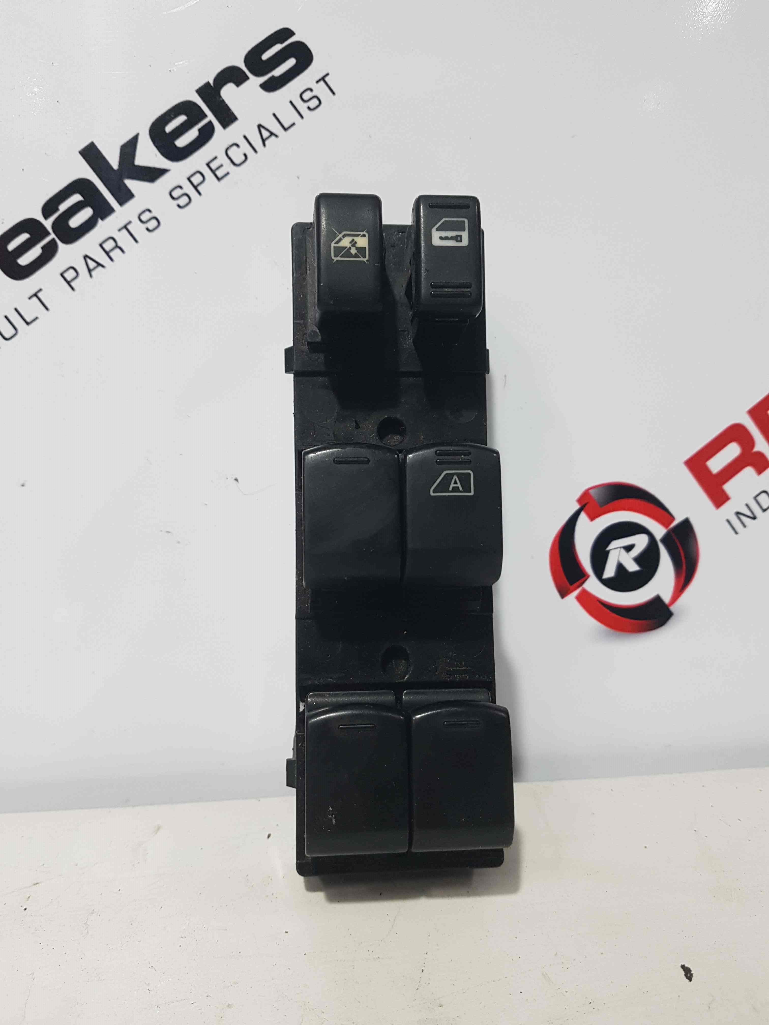 Thumb 4 Nissan X-Trail T31 Tekna 2011-2014 Drivers OSF Front Window Switch
