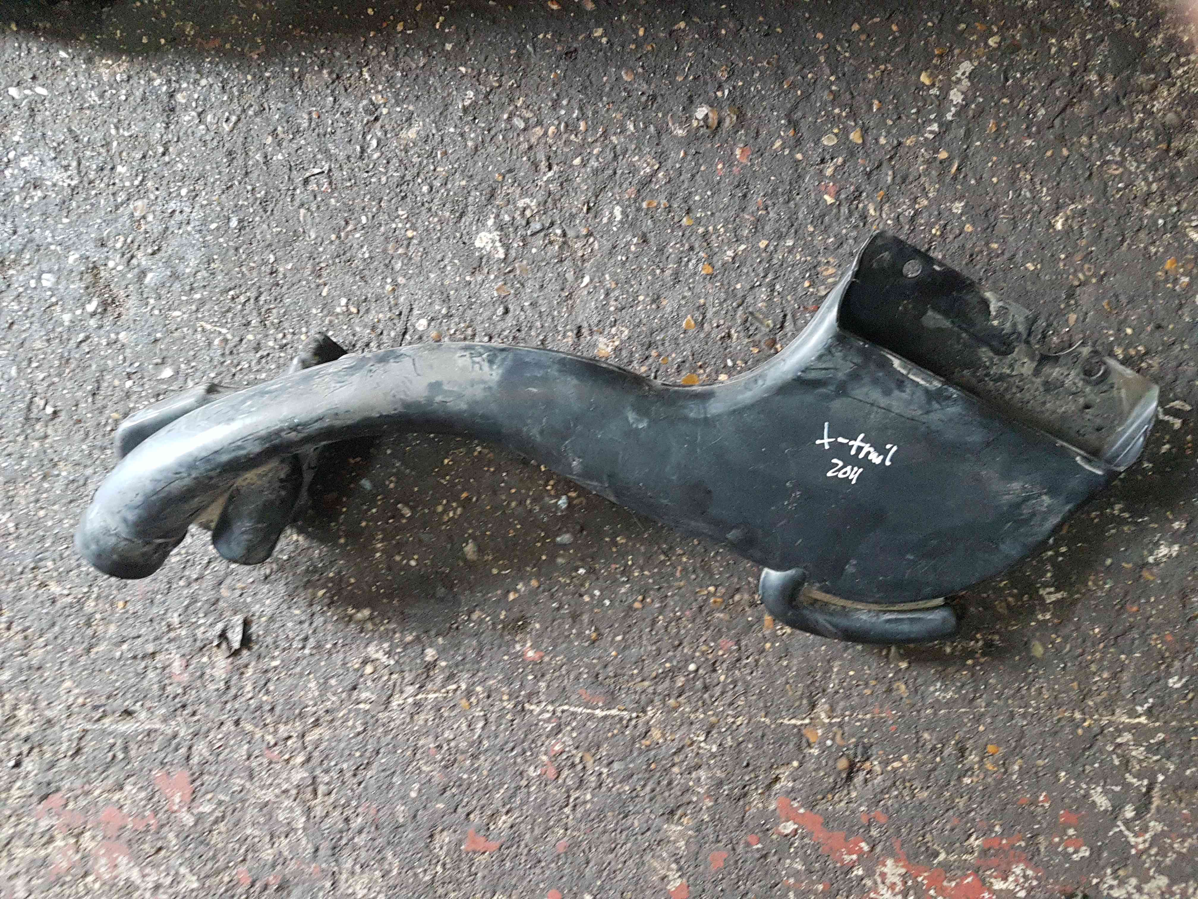 Thumb 7 Nissan X-Trail Tekna 2011-2014 Air Intake Duct Hose Pipe 1028087v01 1028087V01