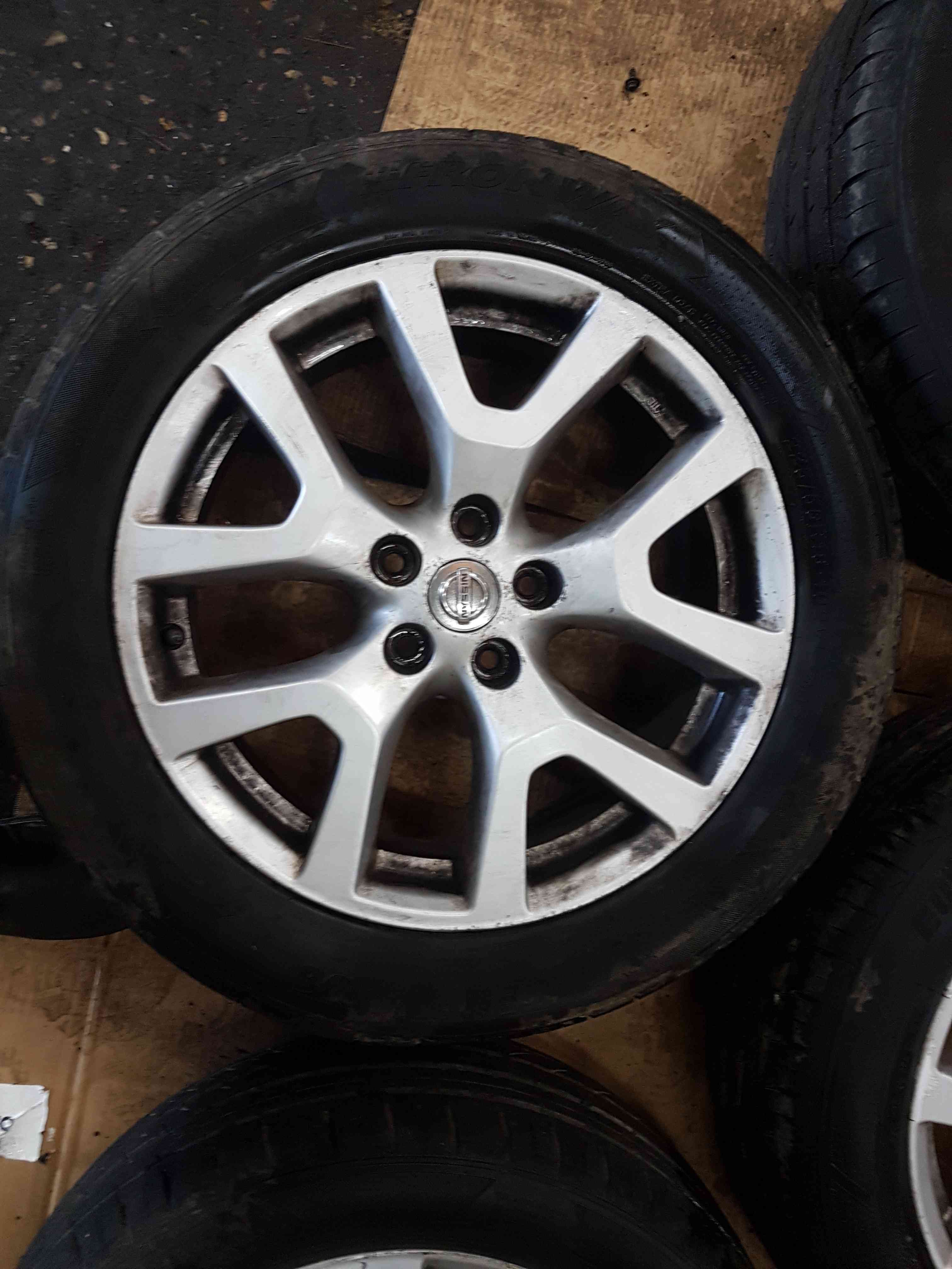 Thumb 2 Nissan X-Trail Tekna 2011-2014 Alloy Wheel 225 55 18 5Mm 4/5 SET X4