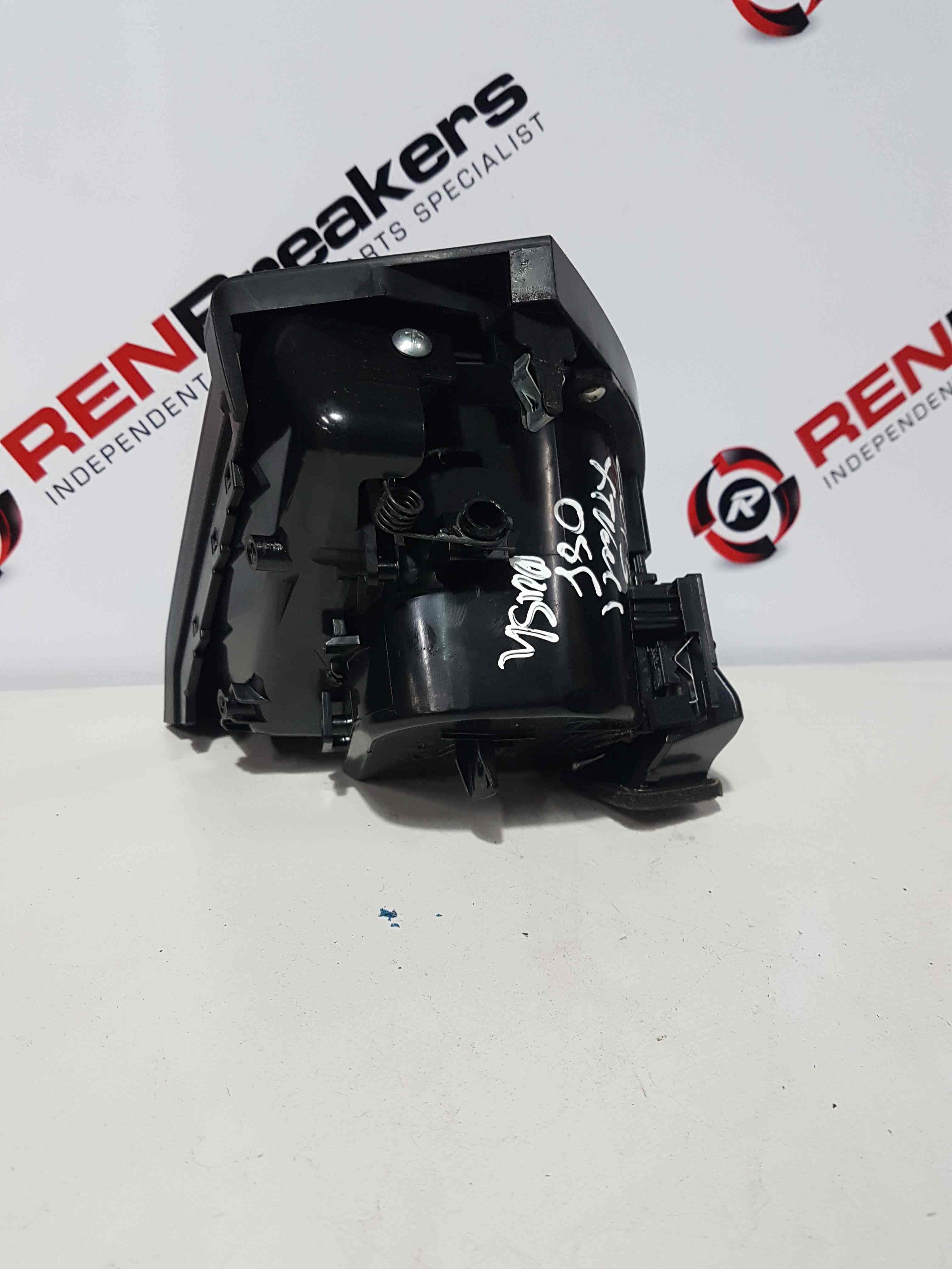 Thumb 4 Nissan X-Trail Tekna 2011-2014 Driver OSF Front CUP Holder 68431Jg00a