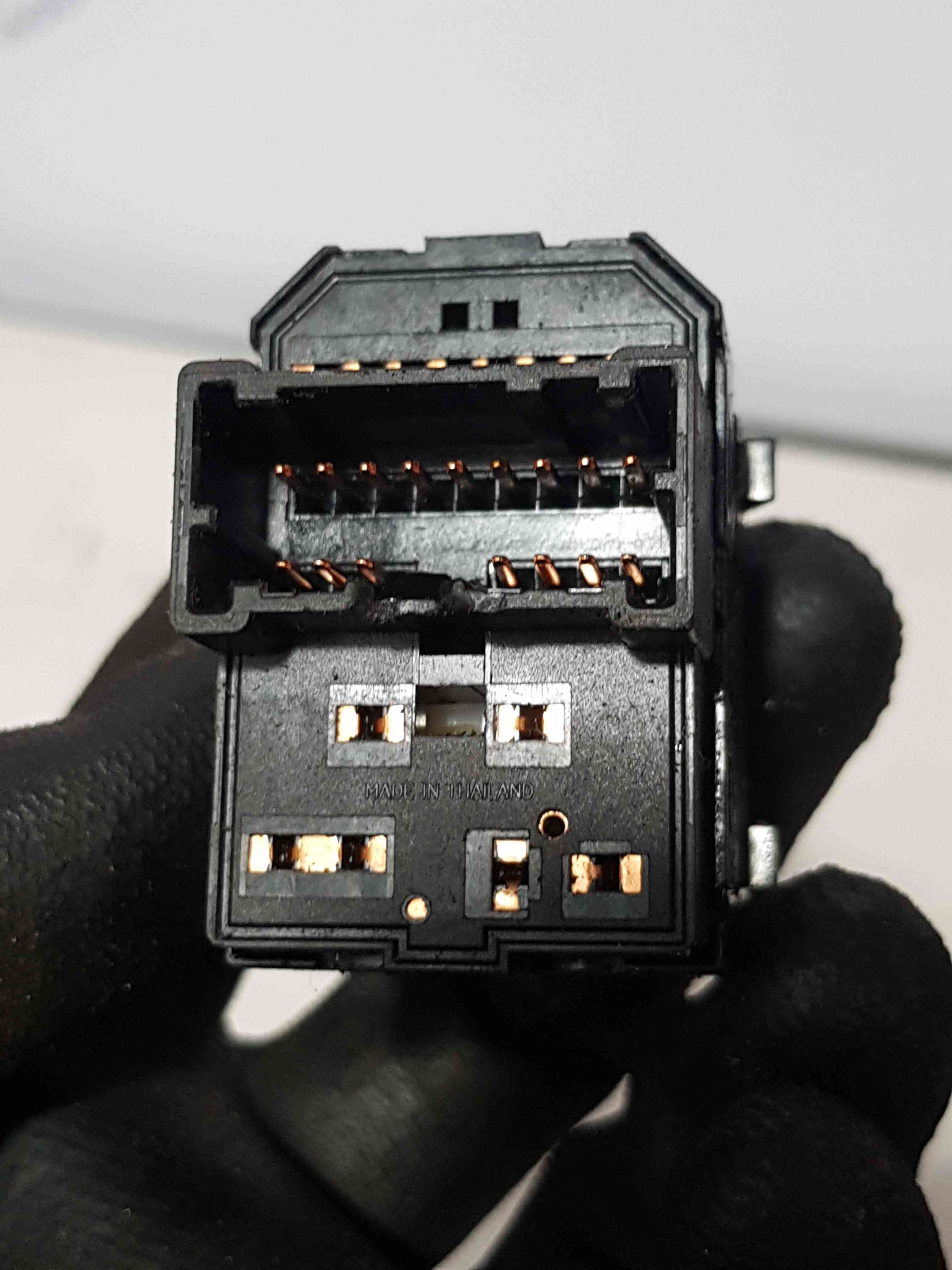 Thumb 5 Nissan X-Trail Tekna 2011-2014 Folding Wing Mirror Adjuster Swicth 