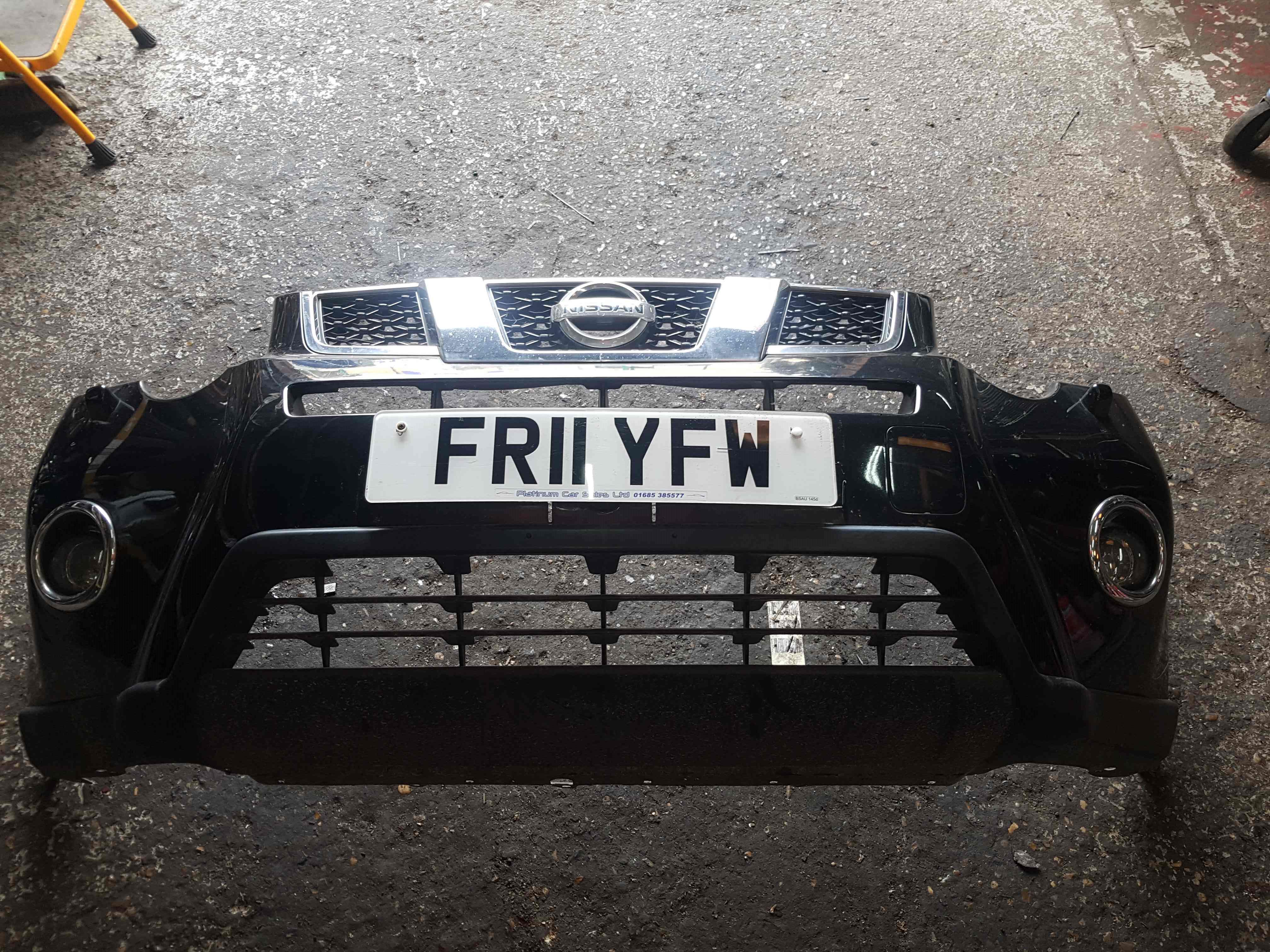 Thumb 2 Nissan X-Trail Tekna 2011-2014 Front Bumper Black G41