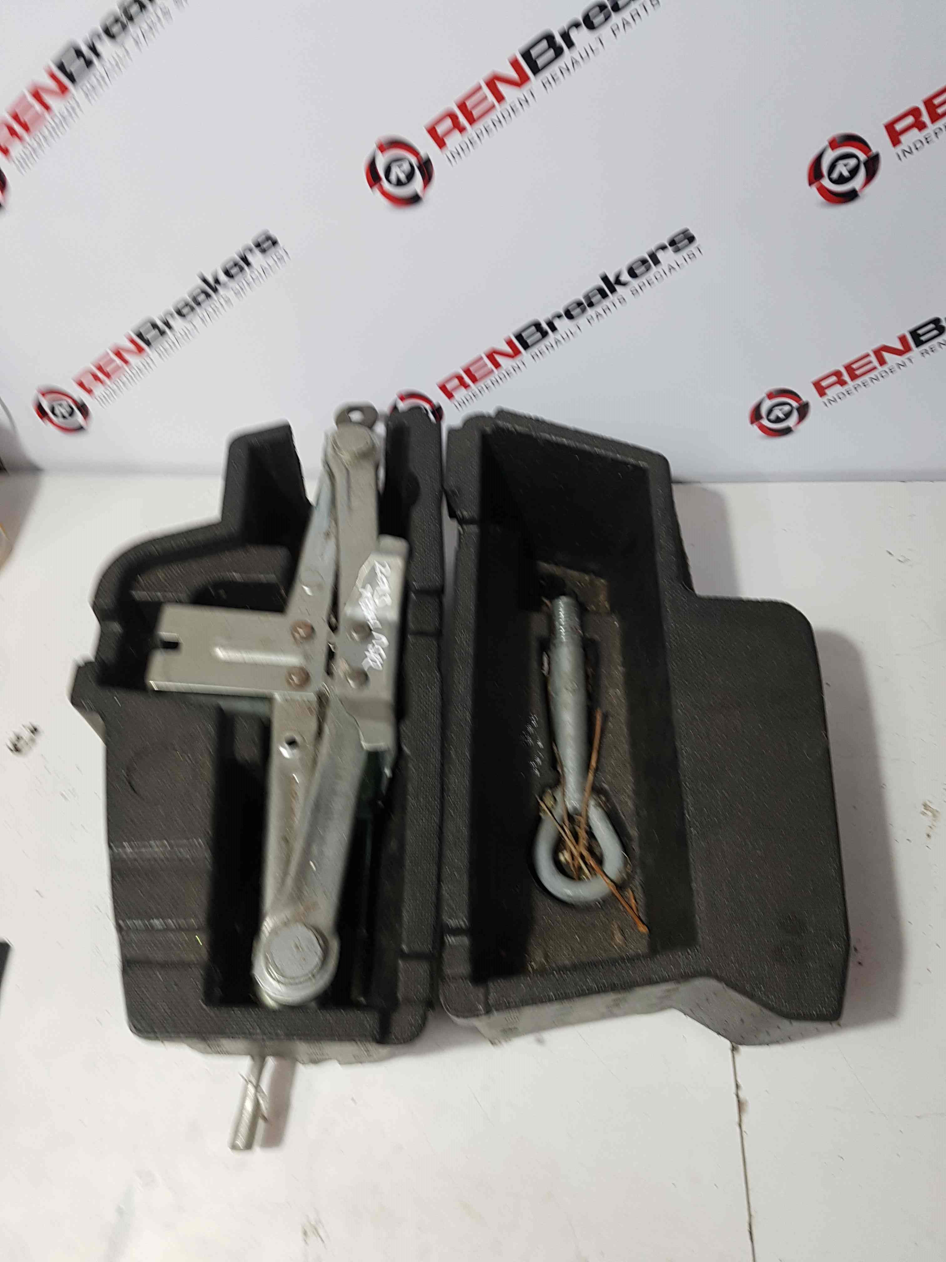 Nissan X-Trail Tekna 2011-2014 Jack TOW Eye SET + Holder both sides