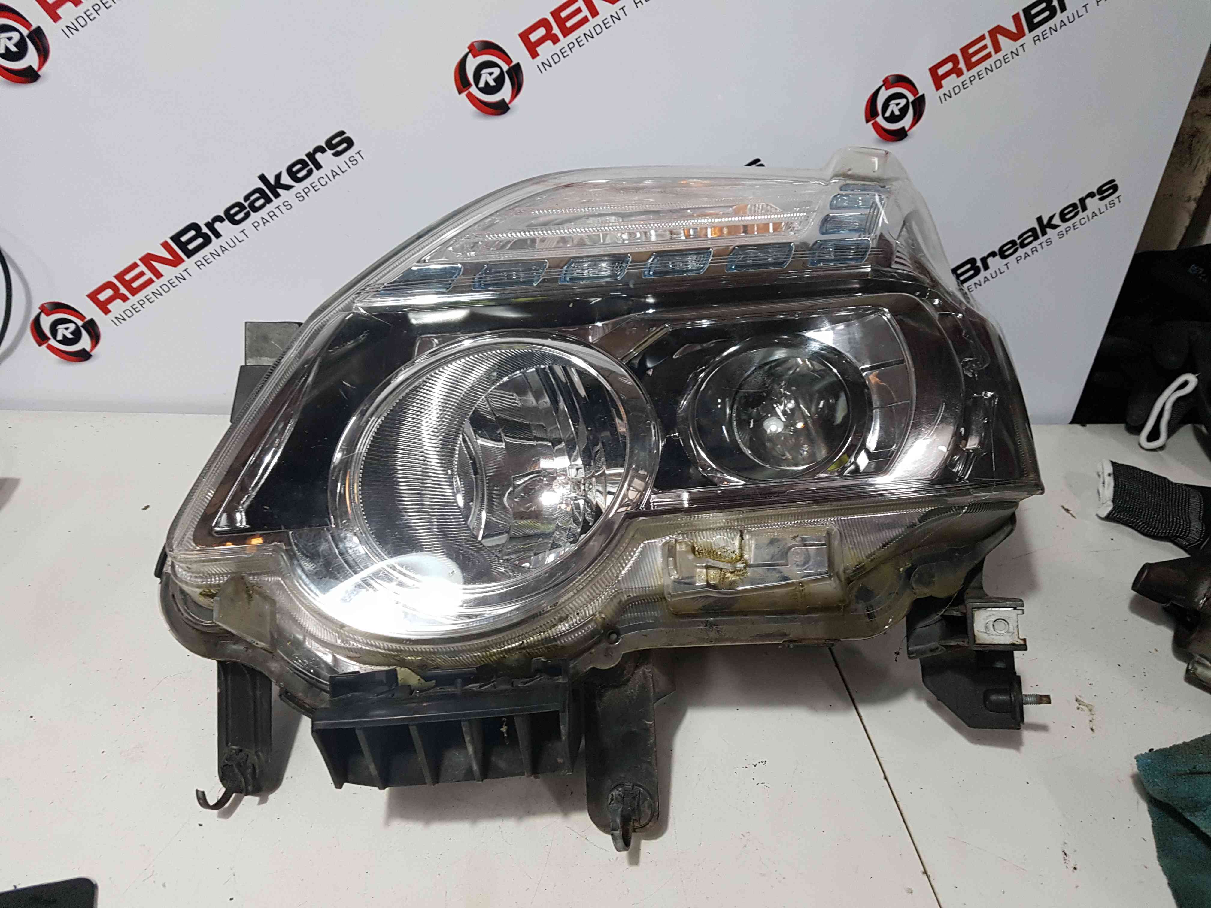 Thumb 9 Nissan X-Trail Tekna 2011-2014 NSF Passenger Front Headlight  EANA36310117
