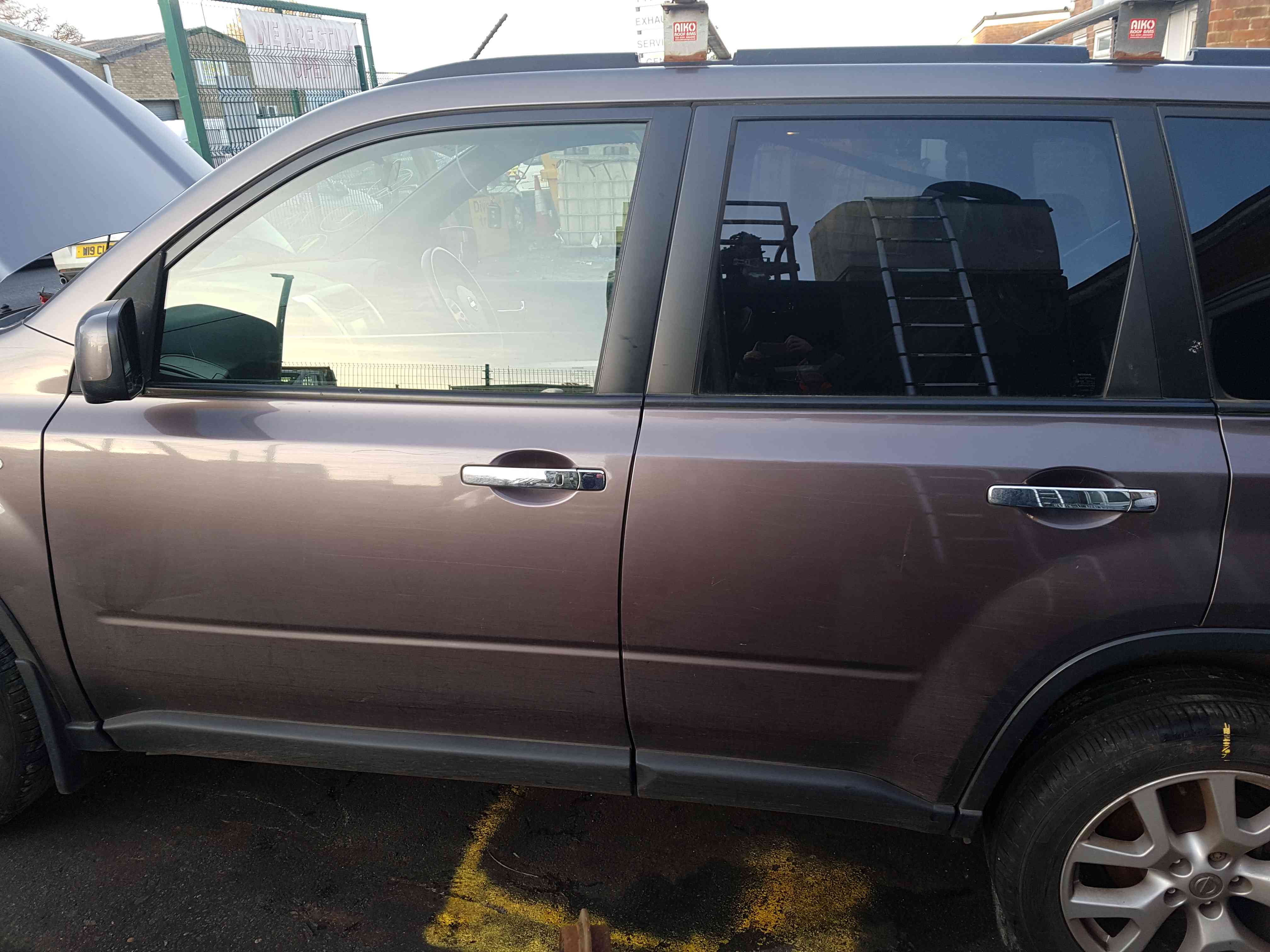 Thumb 3 Nissan X-Trail Tekna 2011-2014 NSR Passenger Rear Door K55