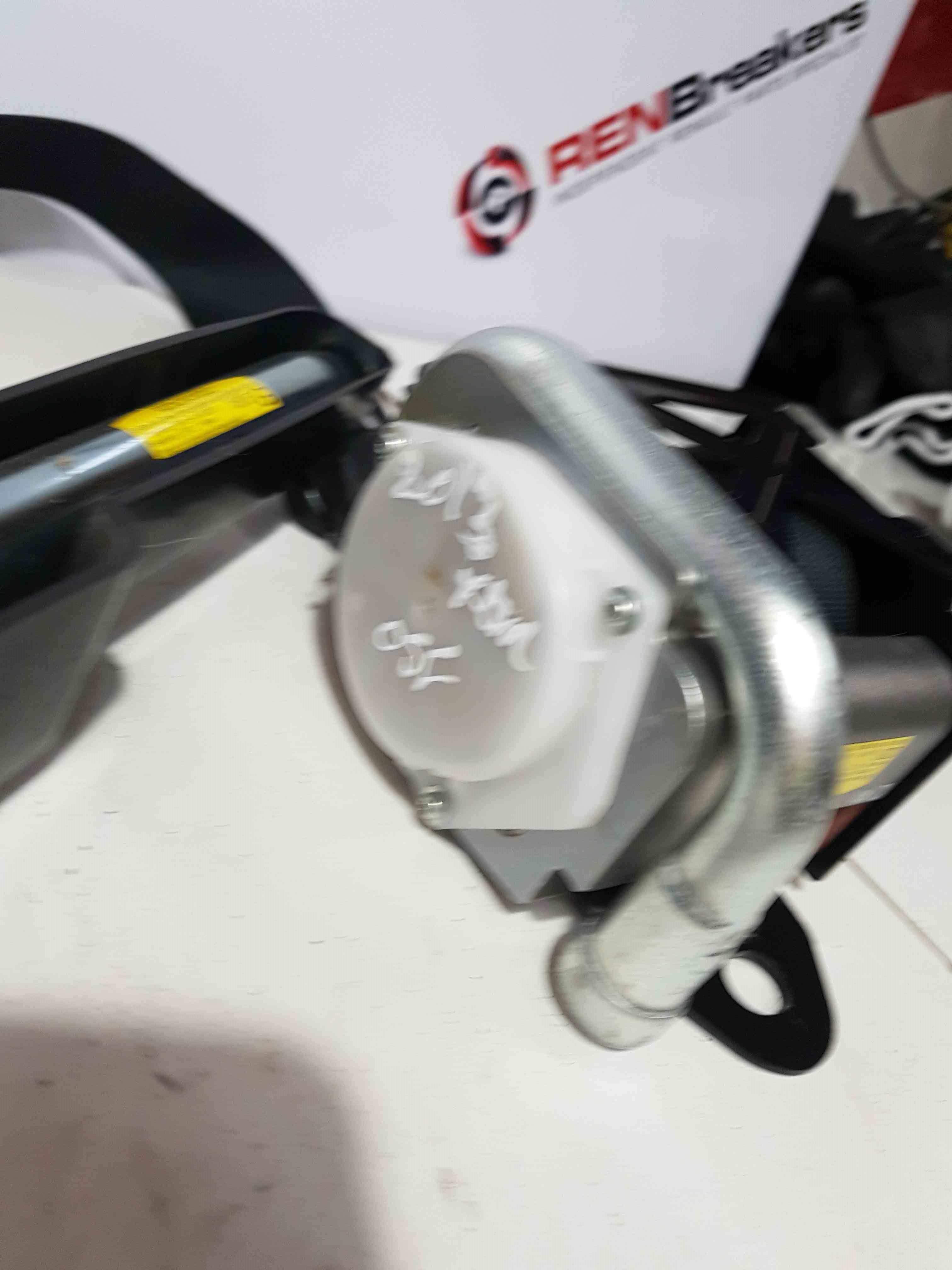 Thumb 4 Nissan X-Trail Tekna 2011-2014 OSF Drivers Front Seat Belt + Tensioner