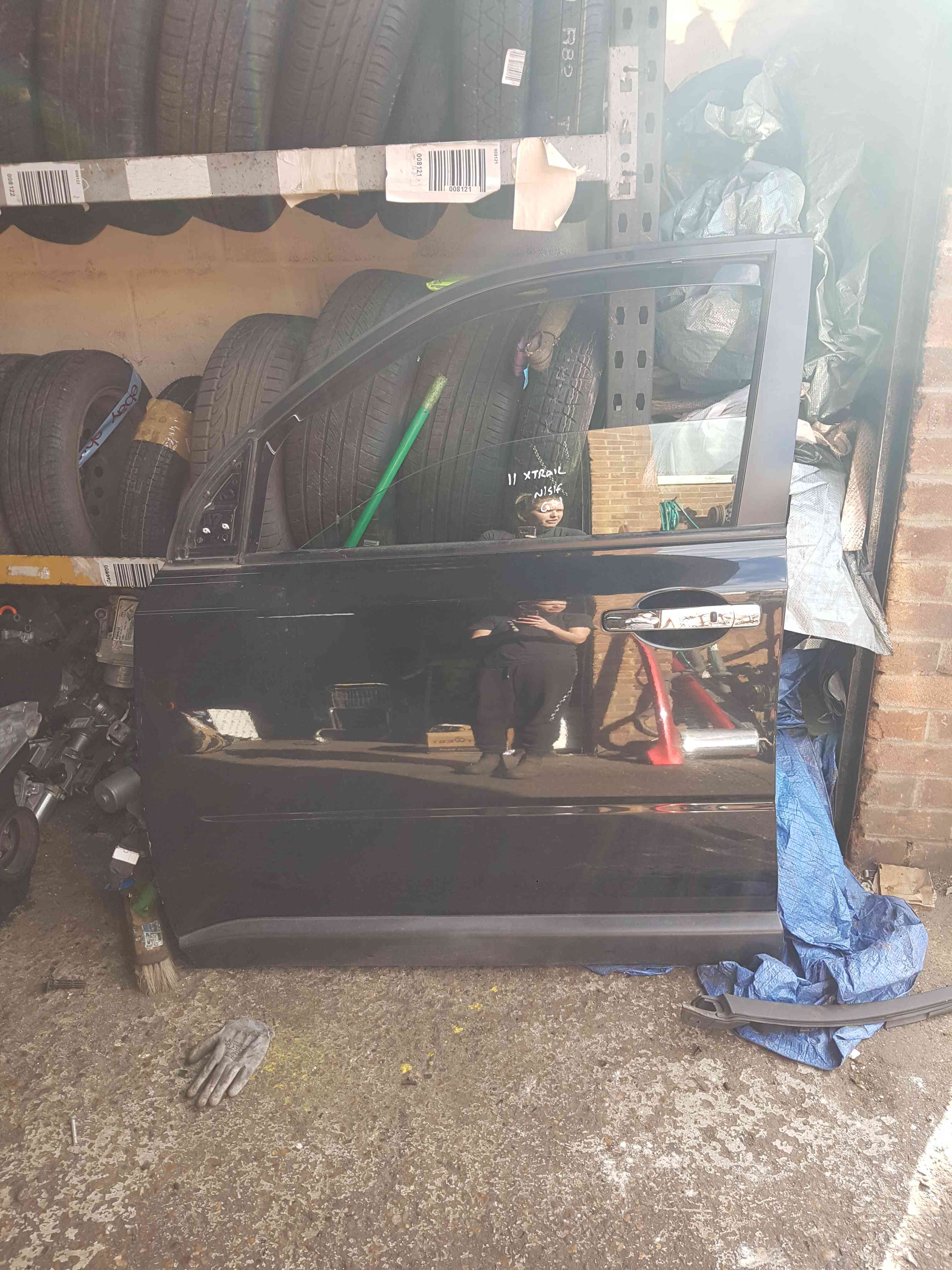 Thumb 2 Nissan X-Trail Tekna 2011-2014 Passenger NSF Front Door Black G41
