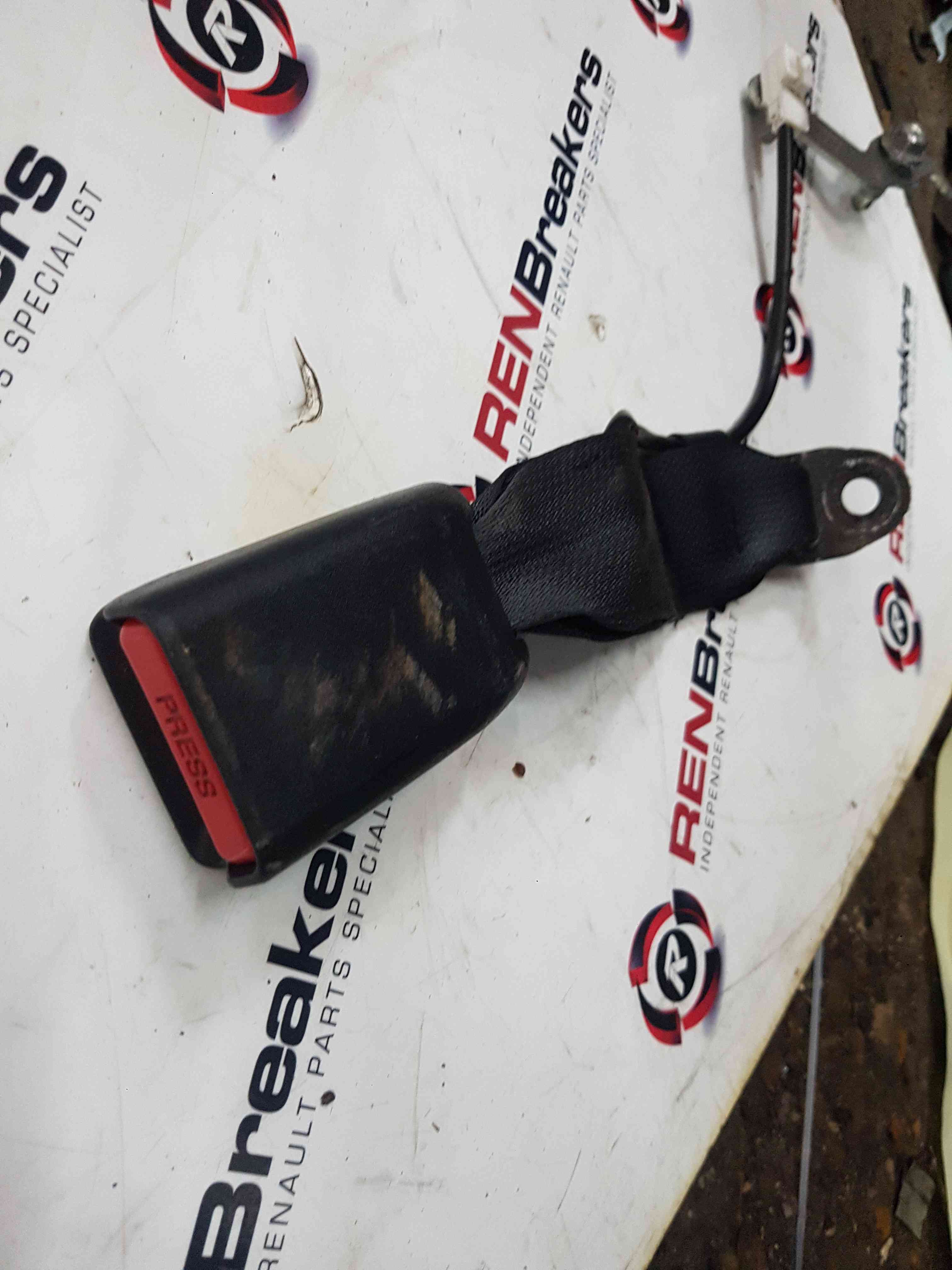 Thumb 3 Nissan X-Trail Tekna 2011-2014 Passenger NSR Rear Seat Belt Buckle