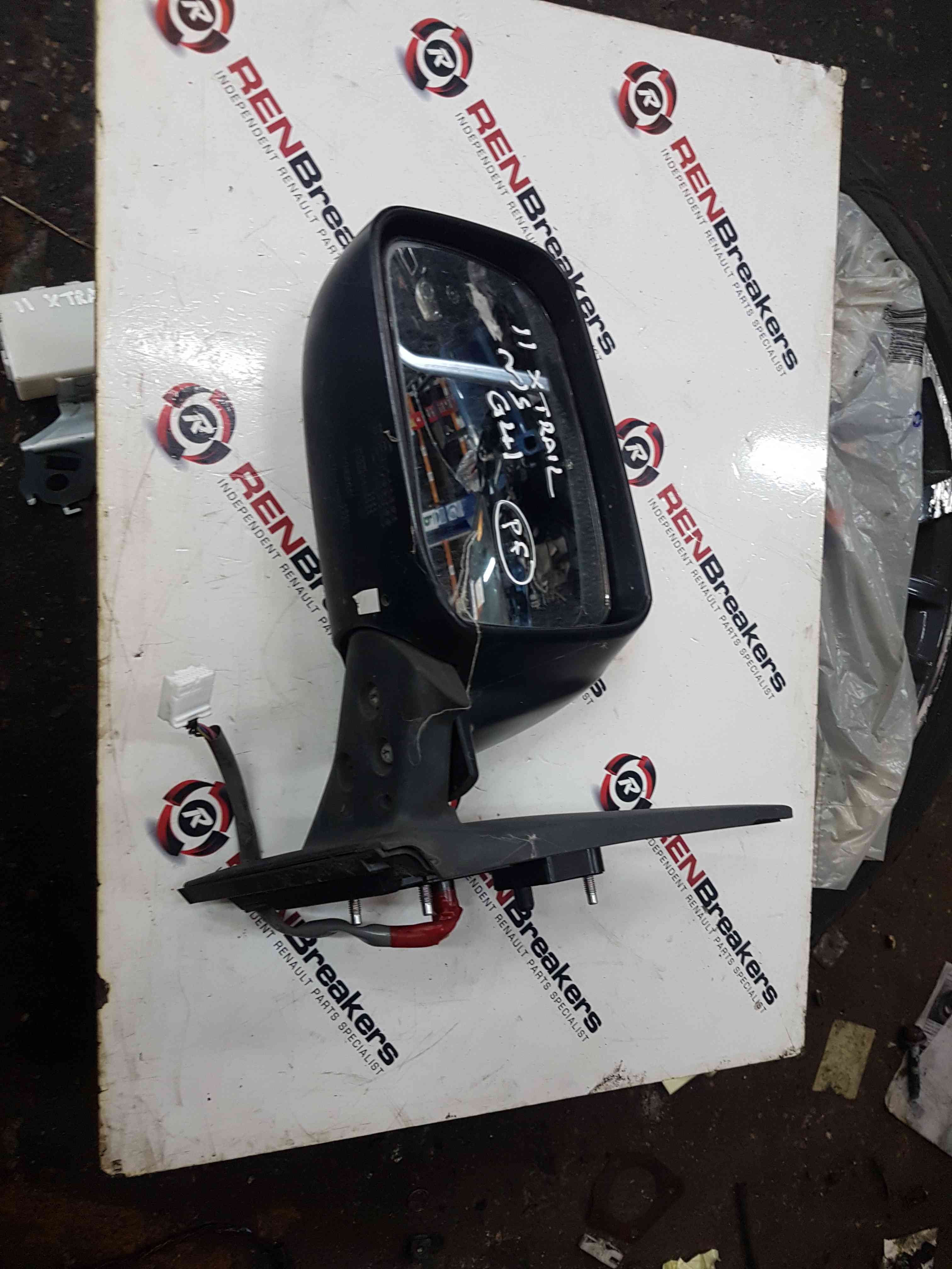 Thumb 4 Nissan X-Trail Tekna 2011-2014 Passenger Ns Wing Mirror Black G41 Folding