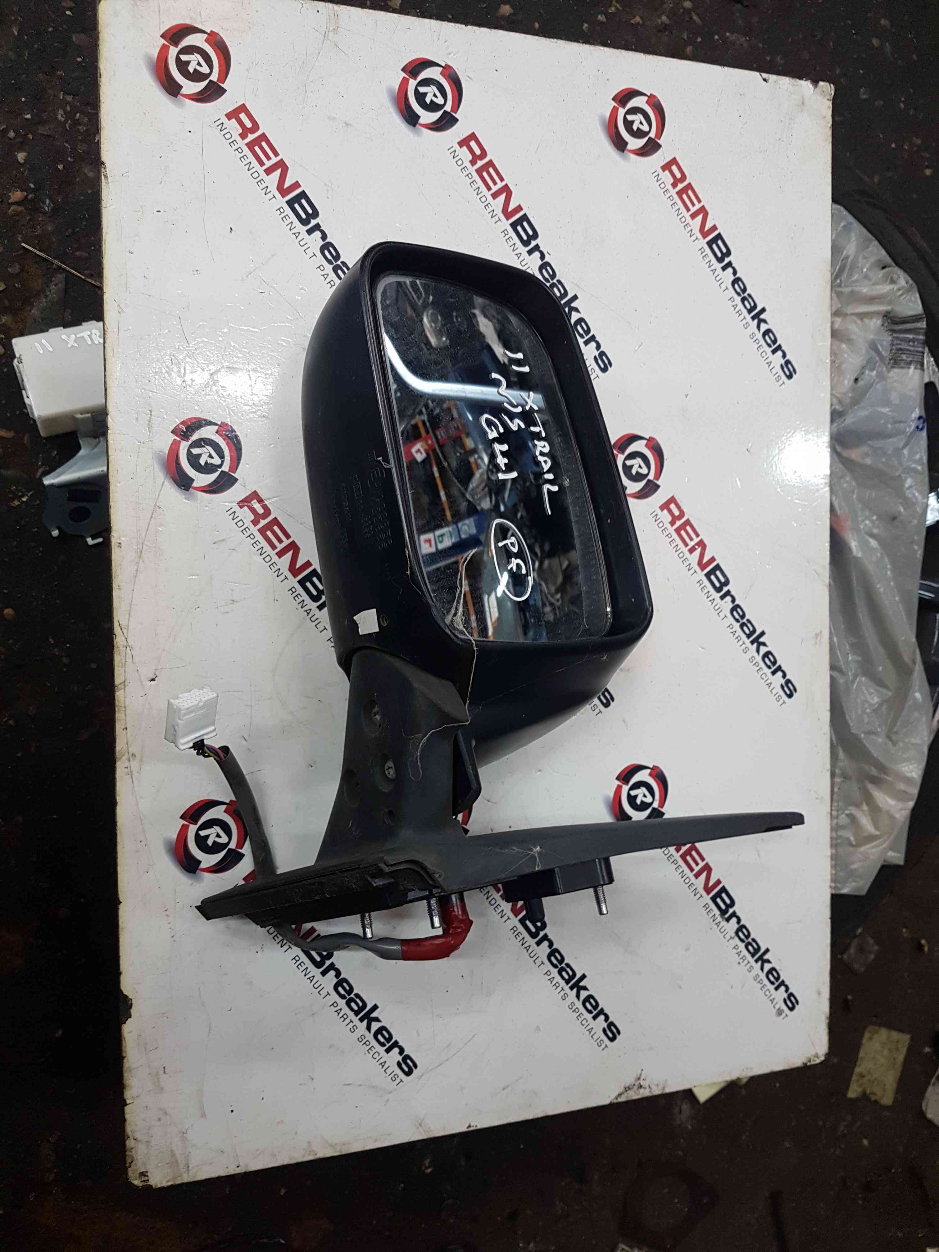 Thumb 5 Nissan X-Trail Tekna 2011-2014 Passenger Ns Wing Mirror Black G41 Folding