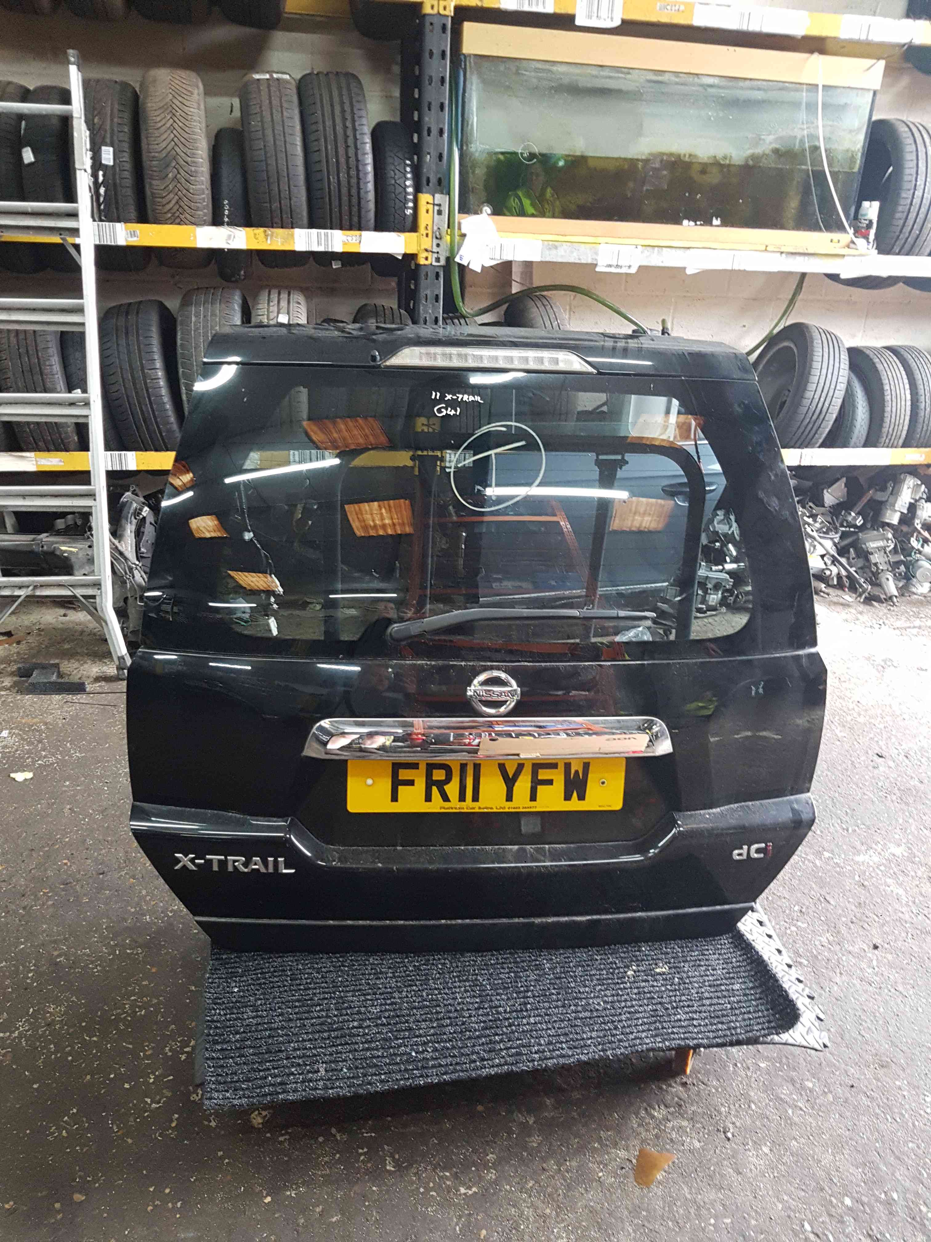 Thumb 3 Nissan X-Trail Tekna 2011-2014 Rear Tailgate Boot Black G41