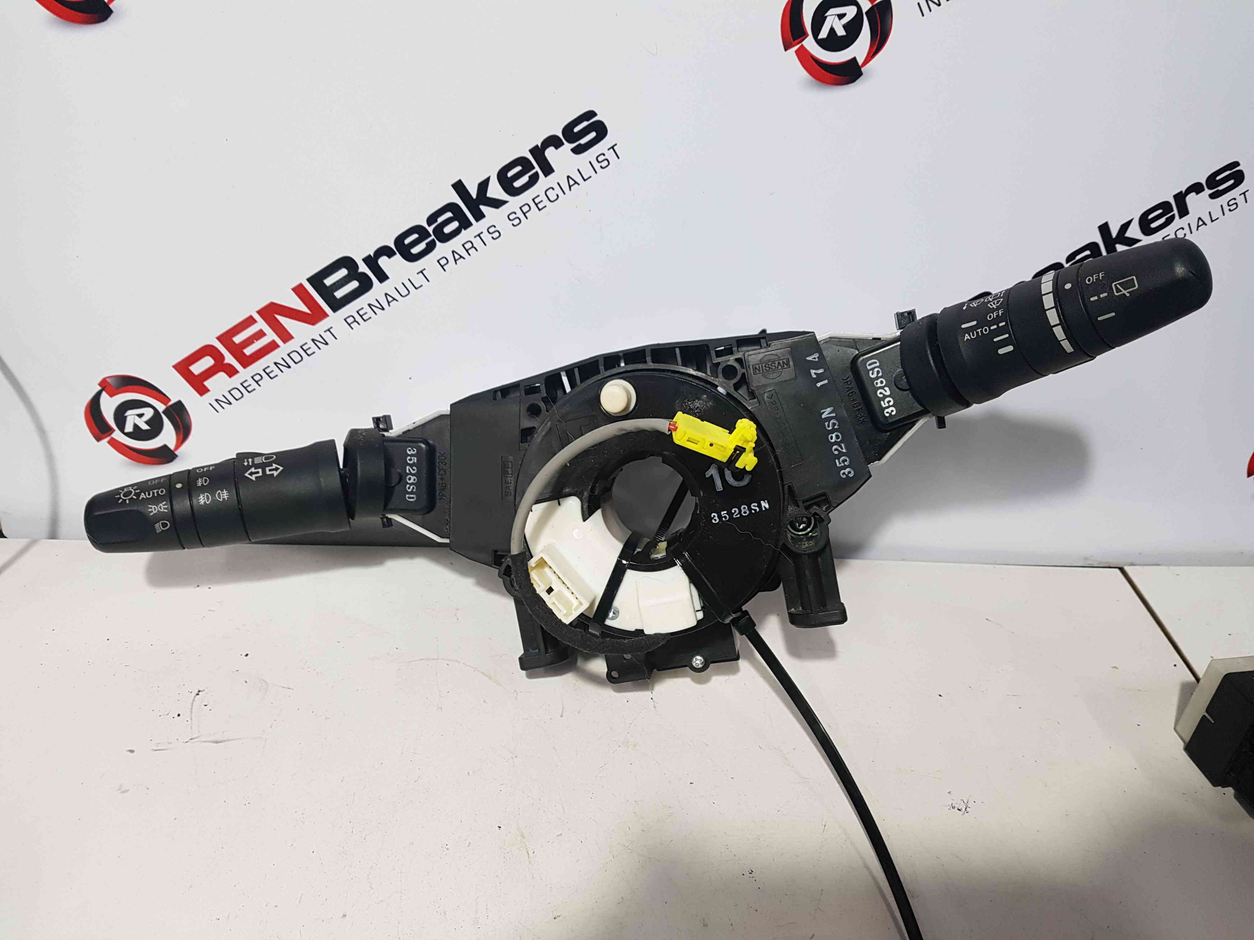 Thumb 2 Nissan X-Trail Tekna 2011-2014 Steering Wheel Stalk Squib  Indicator Washer