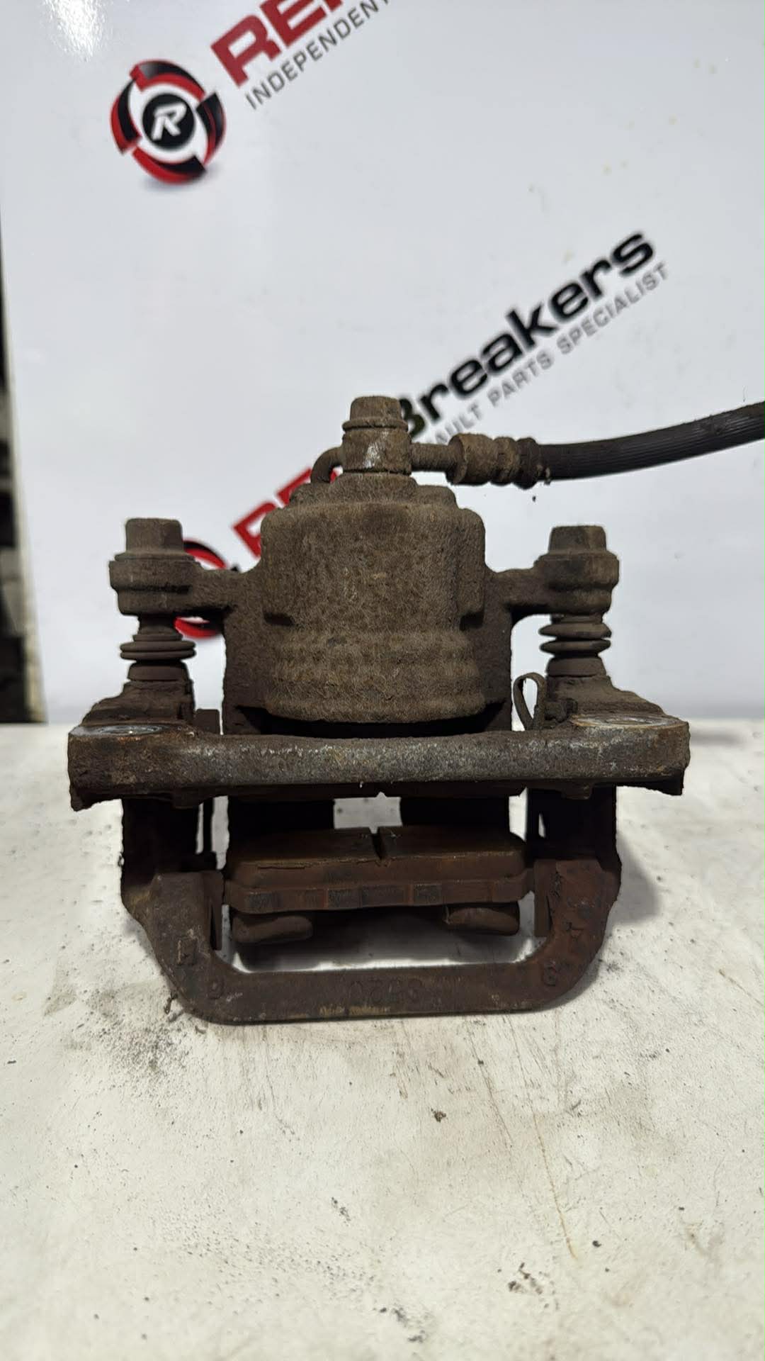 Thumb 2 Nissan X-Trail Tekna 2011-2014 T31 2.0 DCI Nsr Near Rear Brake Caliper + Carrier