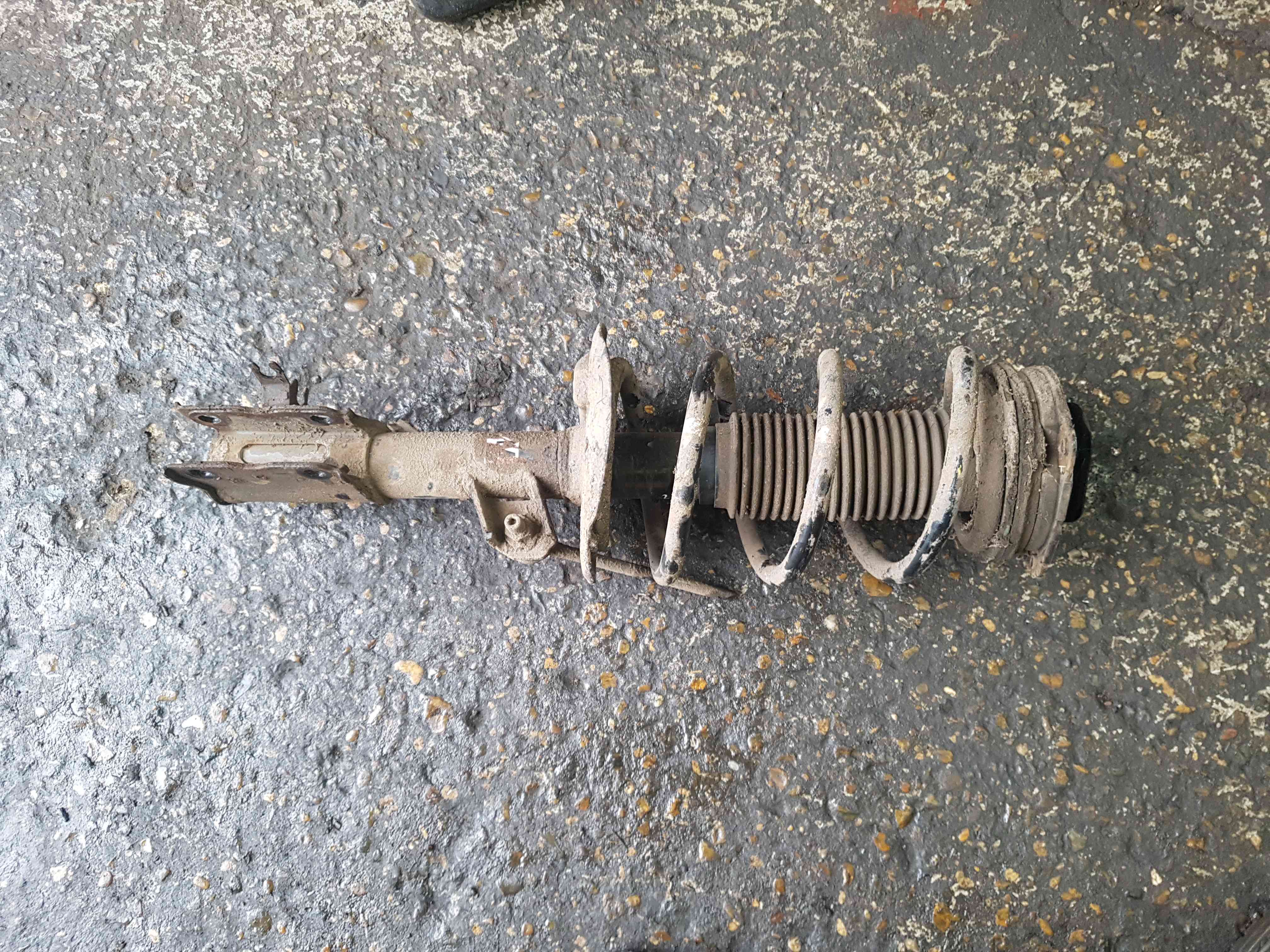 Thumb 2 Nissan X-Trail Tekna 2011-2014 T31 2.0 DCI Passenger NSF Front Spring Suspension