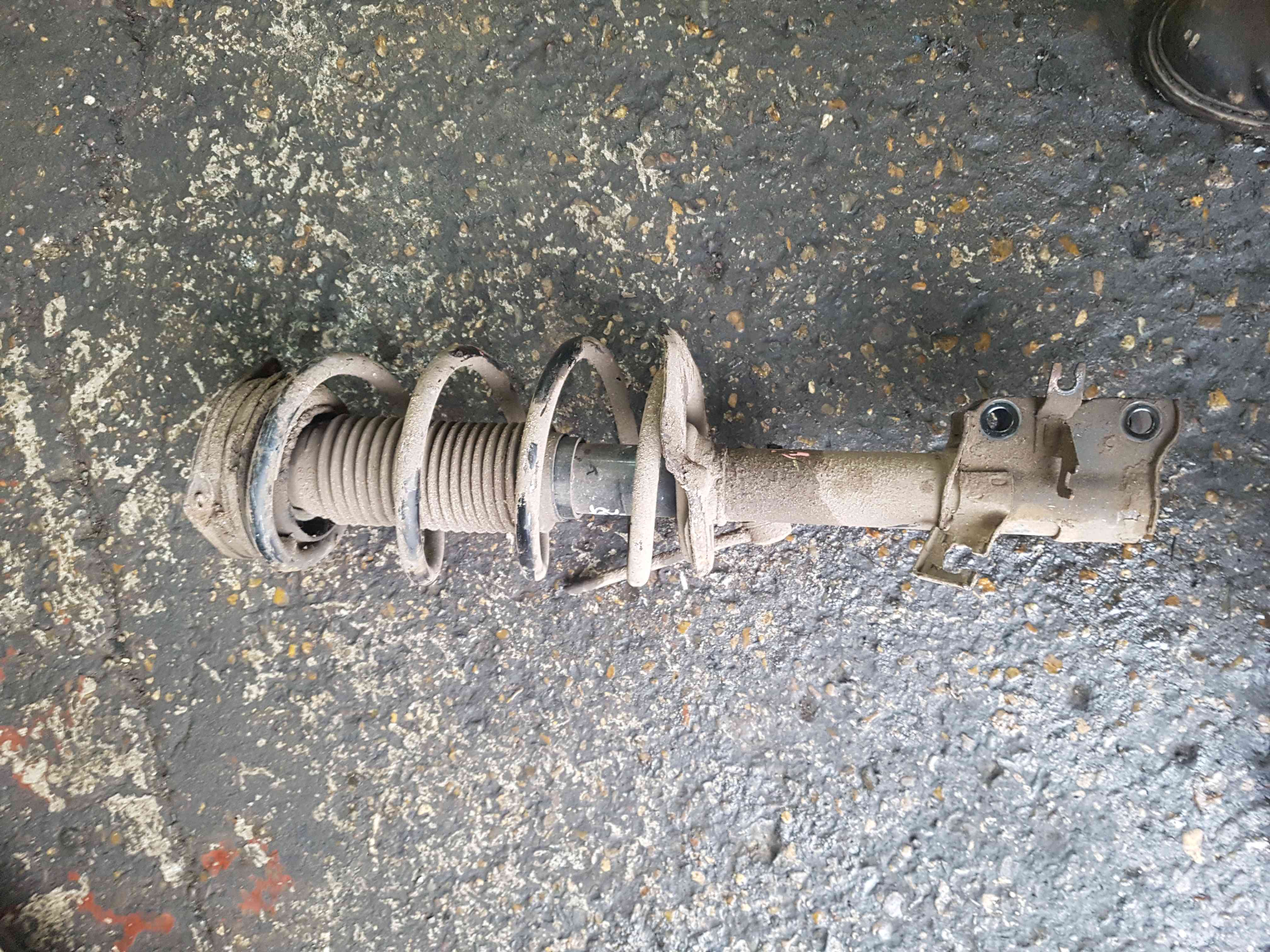 Thumb 4 Nissan X-Trail Tekna 2011-2014 T31 2.0 DCI Passenger NSF Front Spring Suspension