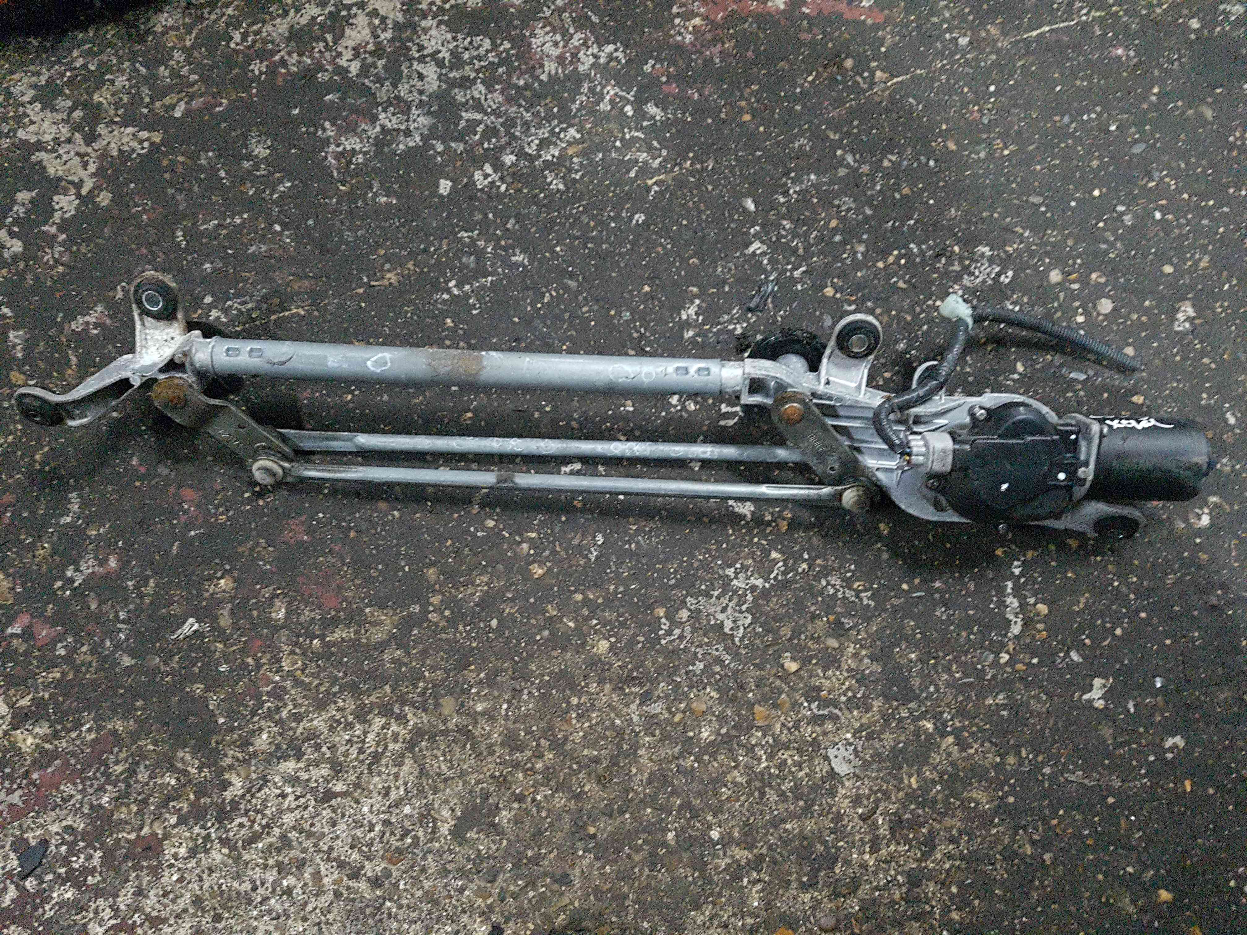 Thumb 3 Nissan X-Trail Tekna 2011-2014 Wiper Motor Linkage 28810JH10A