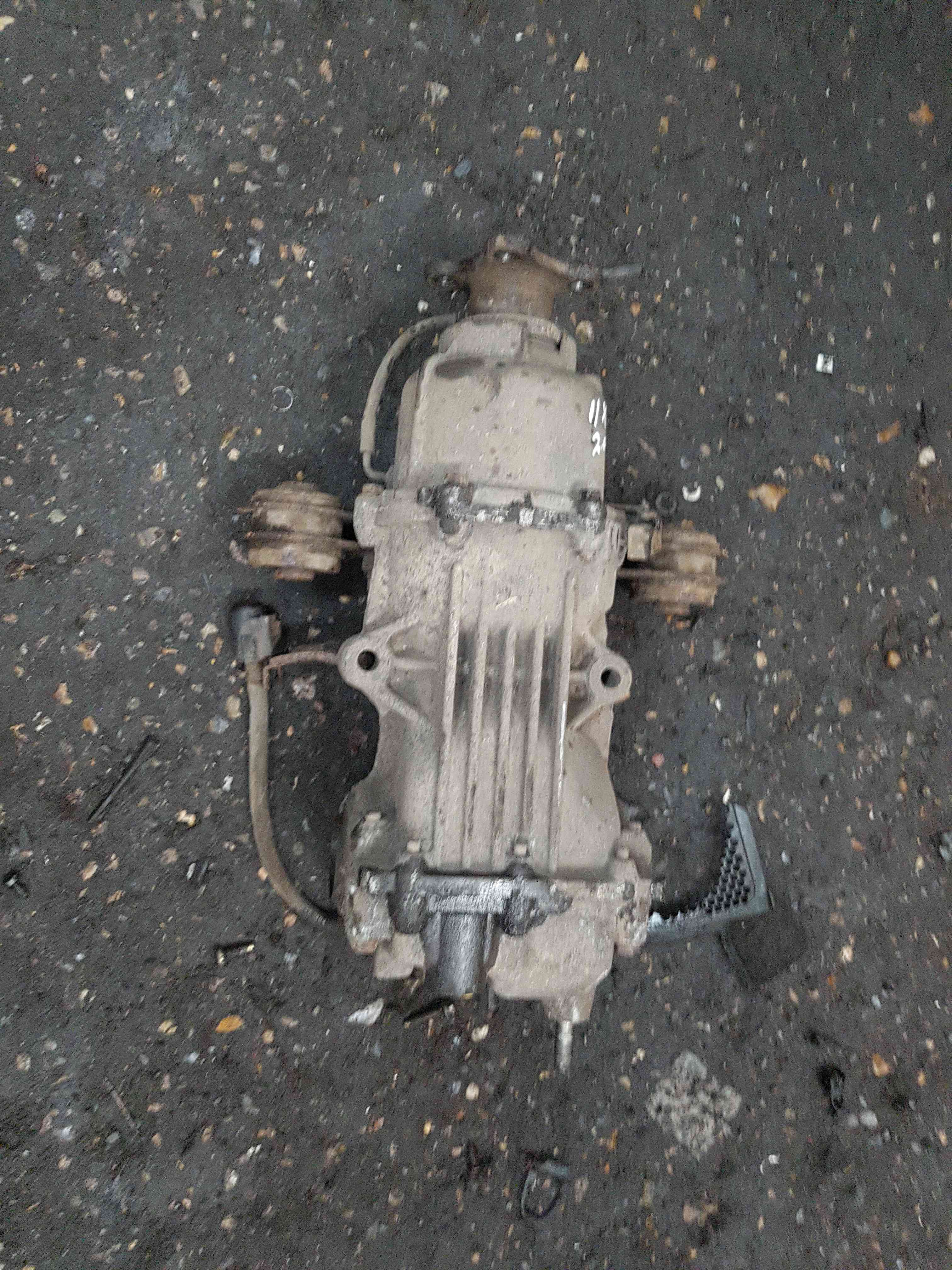 Thumb 4 Nissan X-Trail Tekna T31 2011-2014 2.0 DCI M9r Rear Differential