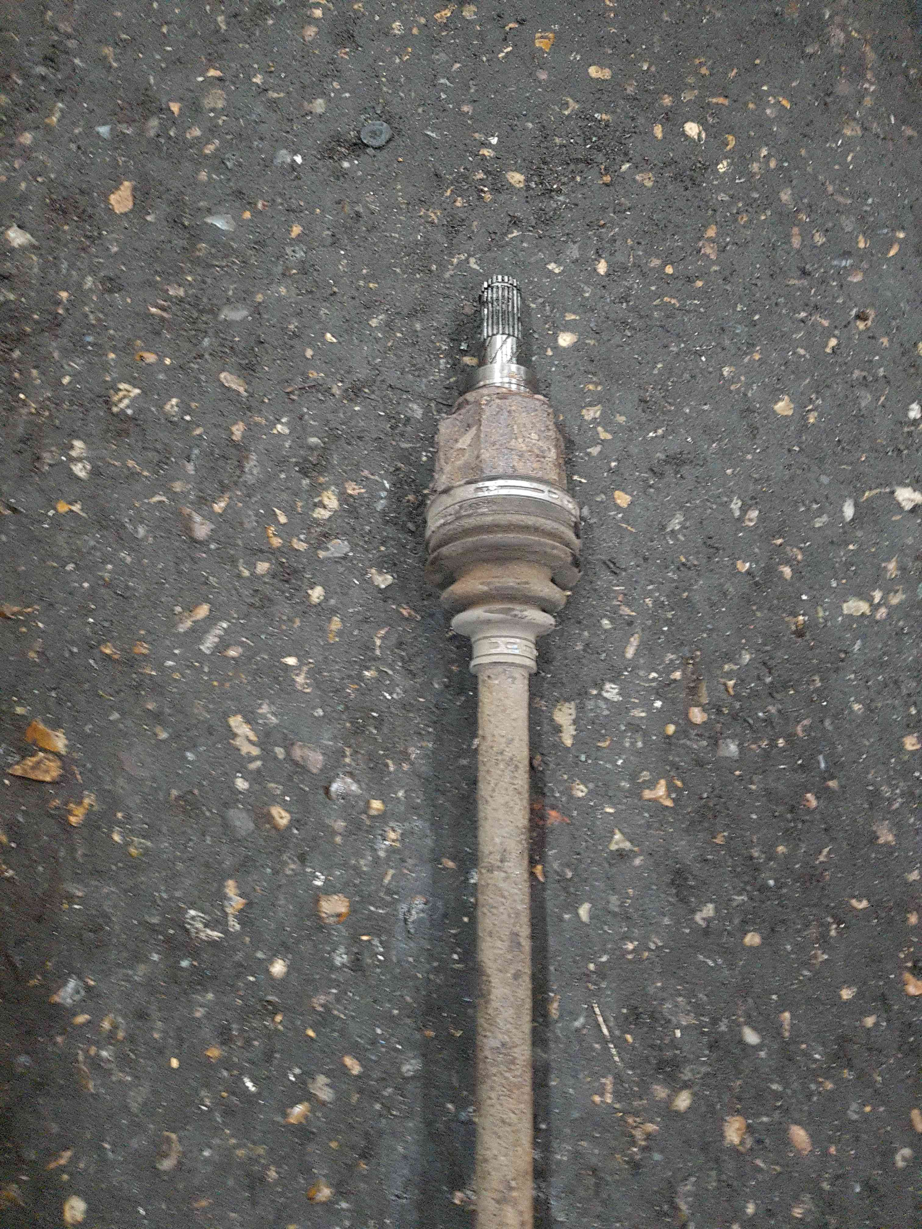 Thumb 4 Nissan X-Trail Tekna T31 2011-2014 2.0 DCI Passenger NSR Rear Driveshaft
