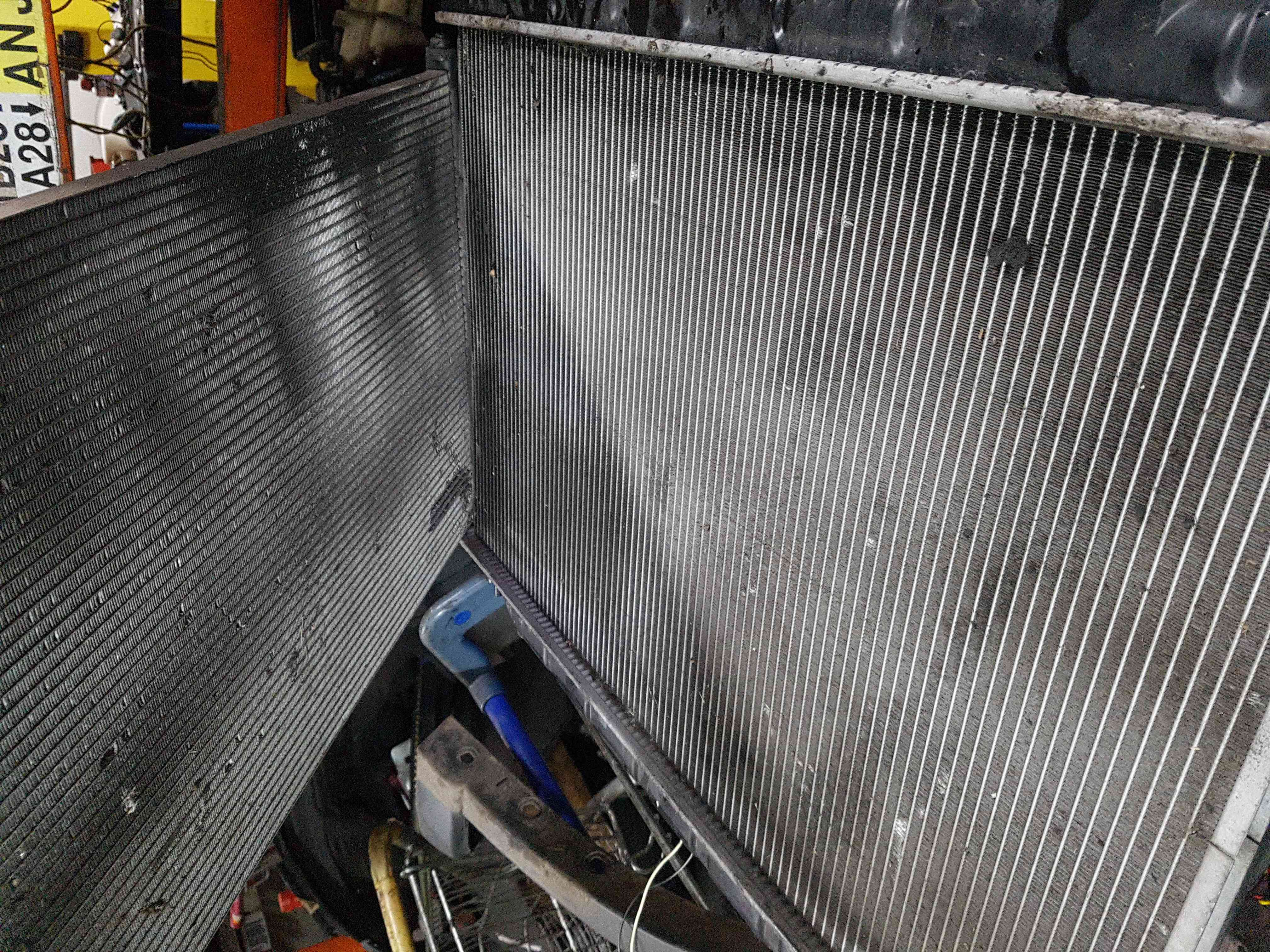 Thumb 2 Nissan X-Trail Tekna T31 2011-2014 2.0 DCI Radiator RAD Pack