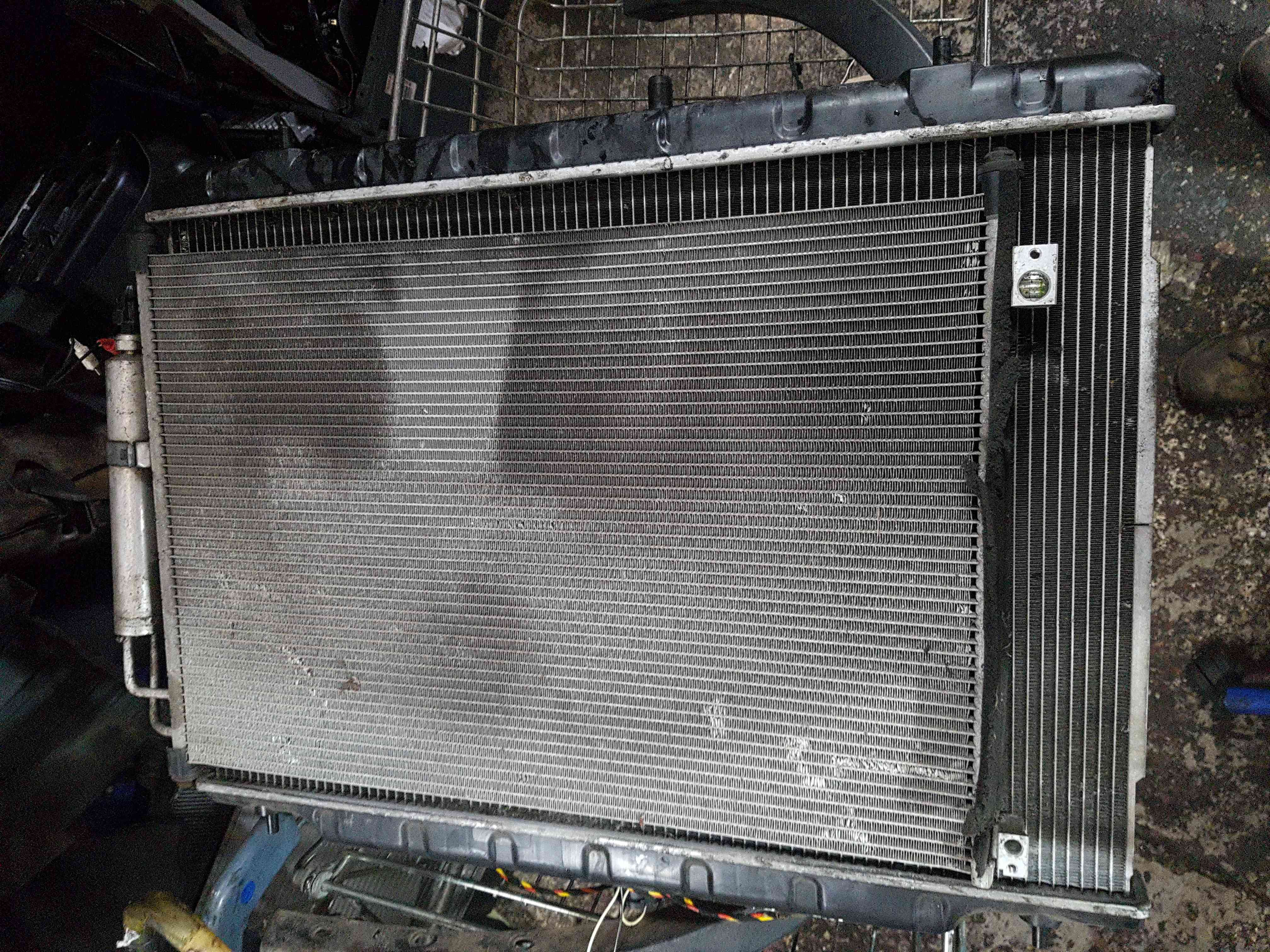 Thumb 6 Nissan X-Trail Tekna T31 2011-2014 2.0 DCI Radiator RAD Pack