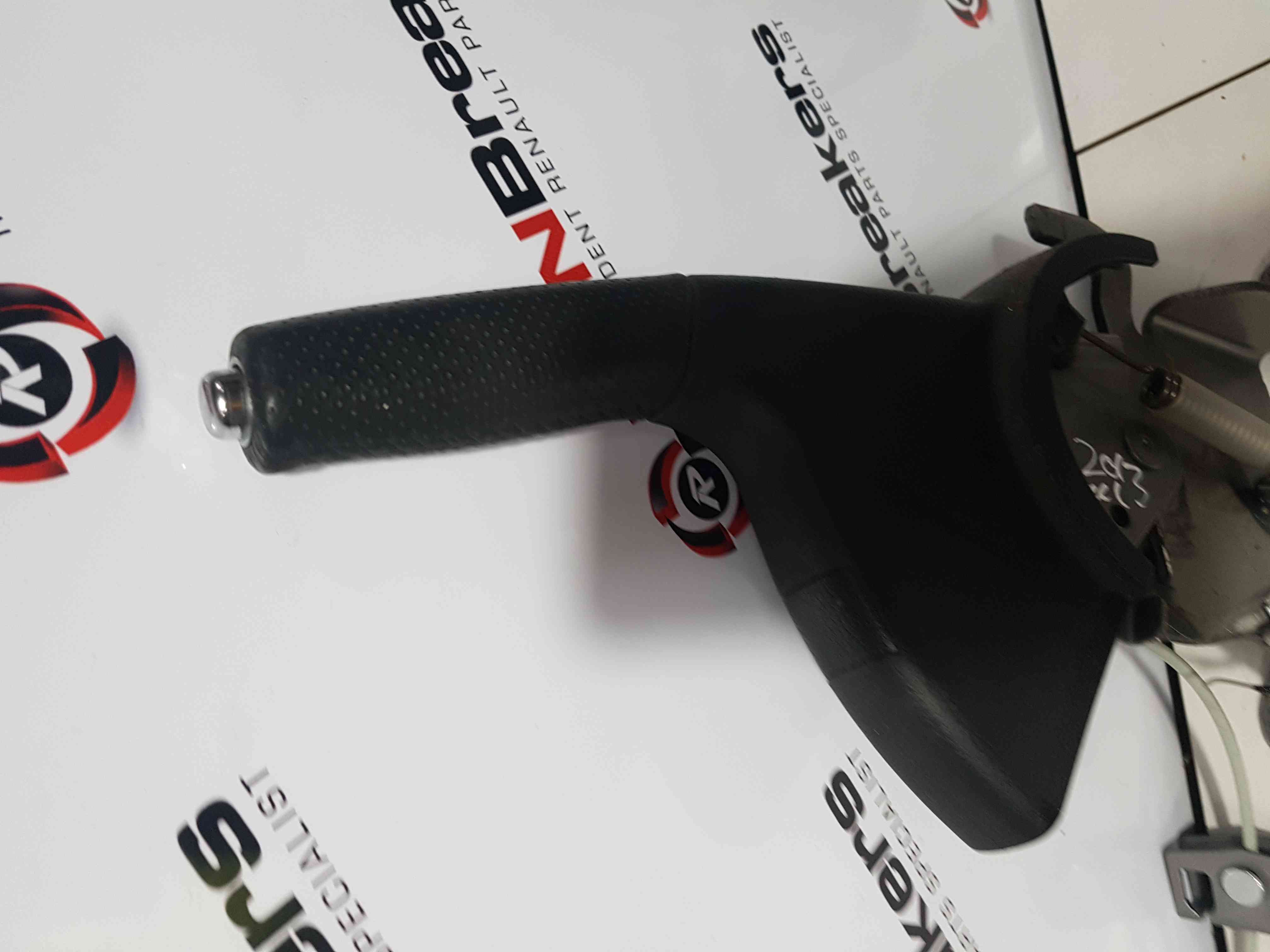 Thumb 7 Nissan X-Trail Tekna T31 2011-2014 Hand Brake Ratchet Mechanism 