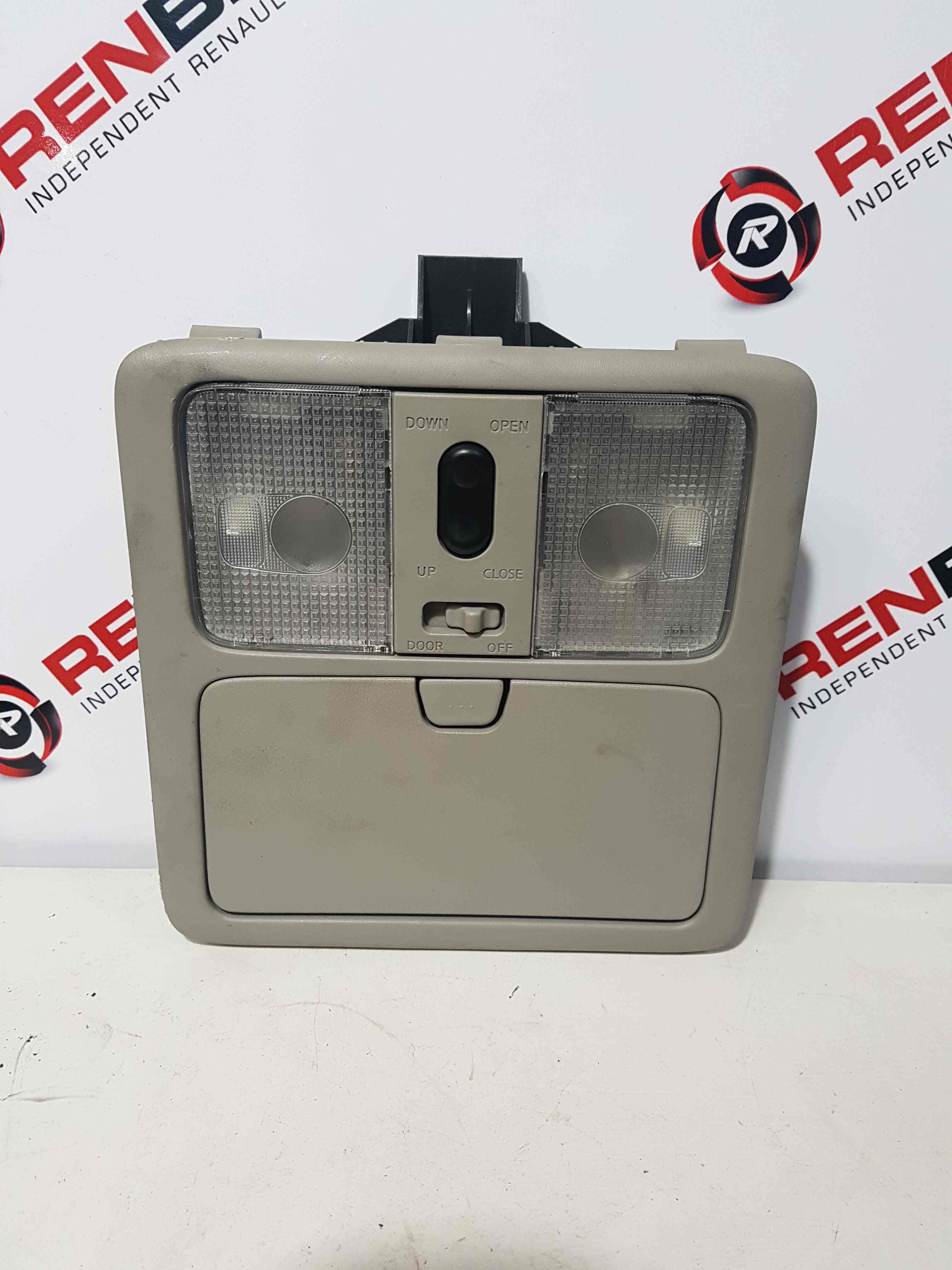 Thumb 3 Nissan X-Trail Tekna T31 2011-2014 Interior MAP Light Glasses Holder