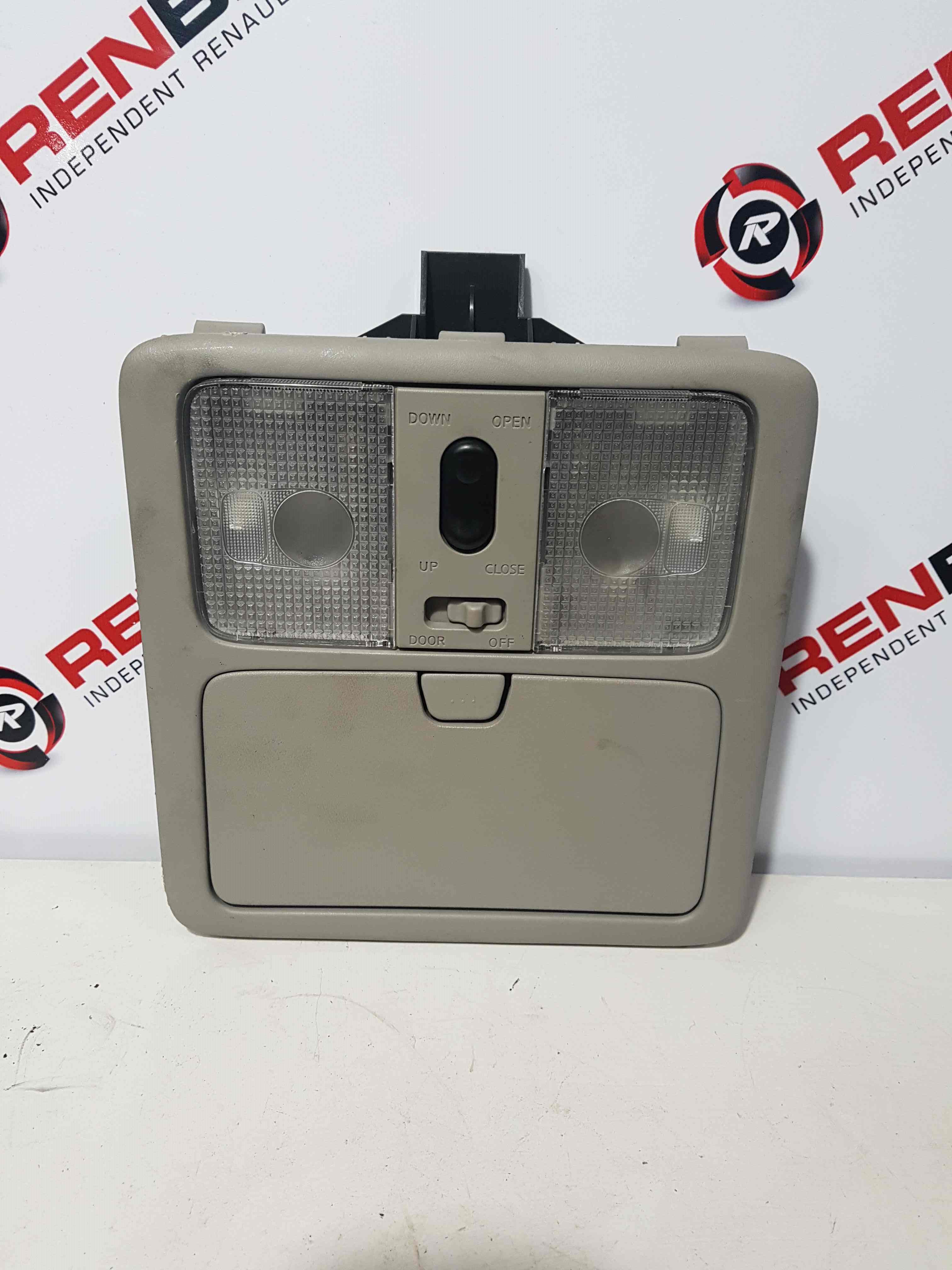 Nissan X-Trail Tekna T31 2011-2014 Interior MAP Light Glasses Holder