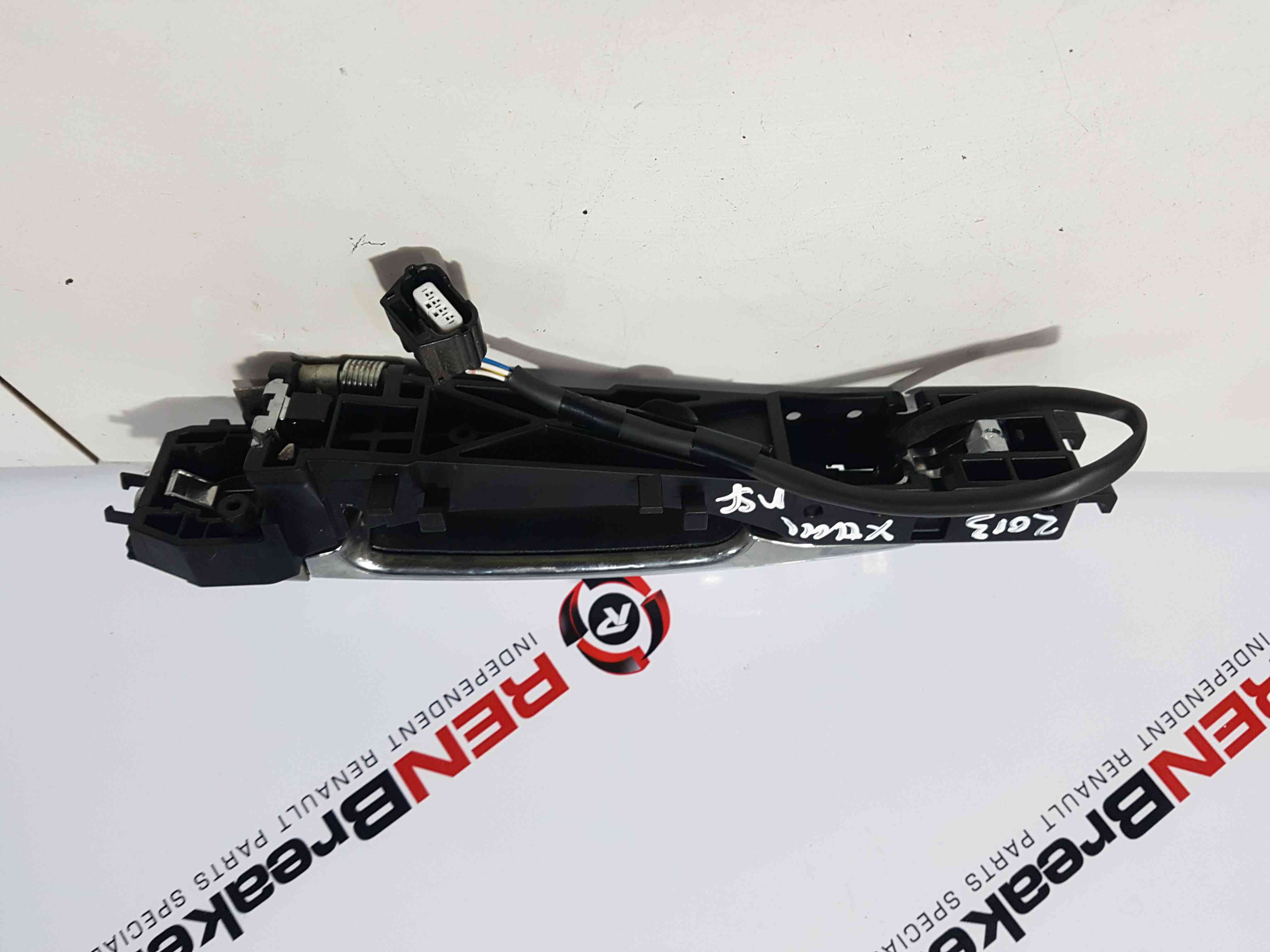 Thumb 5 Nissan X-Trail Tekna T31 2011-2014 NSF Passenger Front Exterior Door Handle 