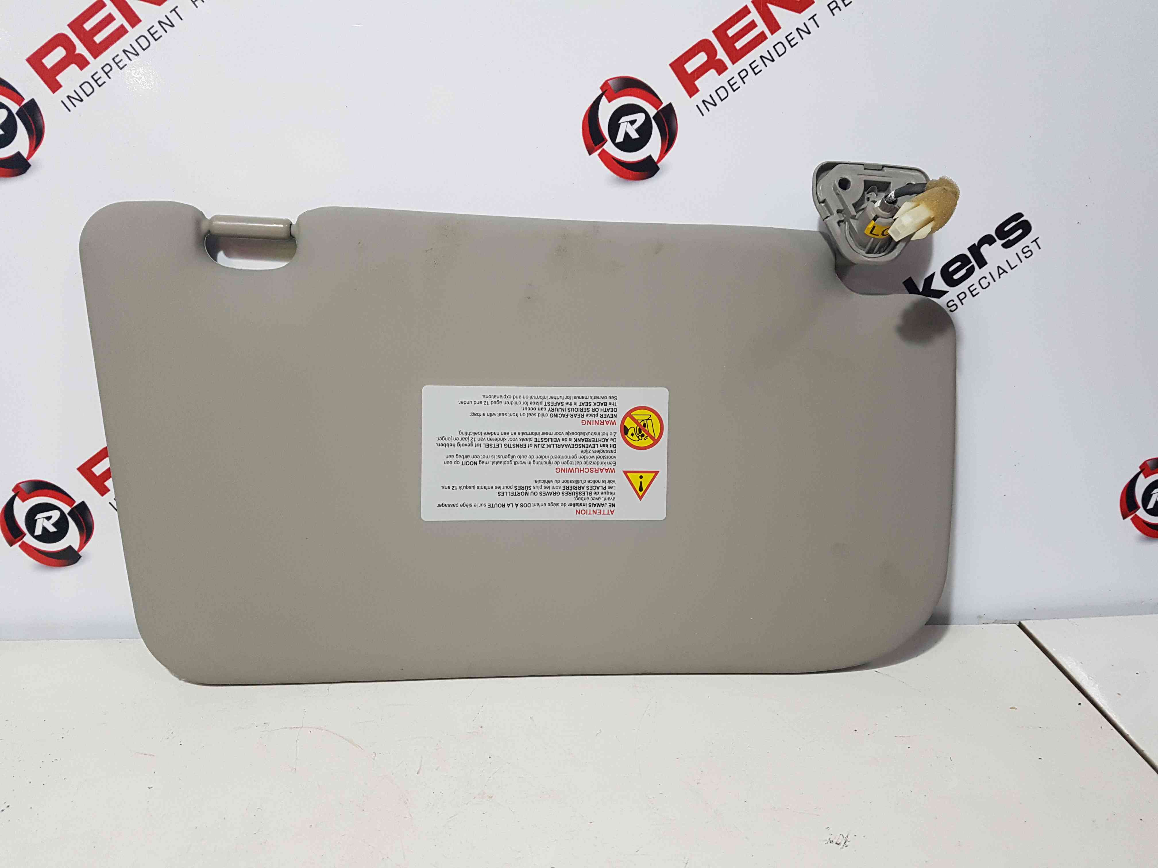 Thumb 6 Nissan X-Trail Tekna T31 2011-2014 NSF Passenger Front SUN Visor