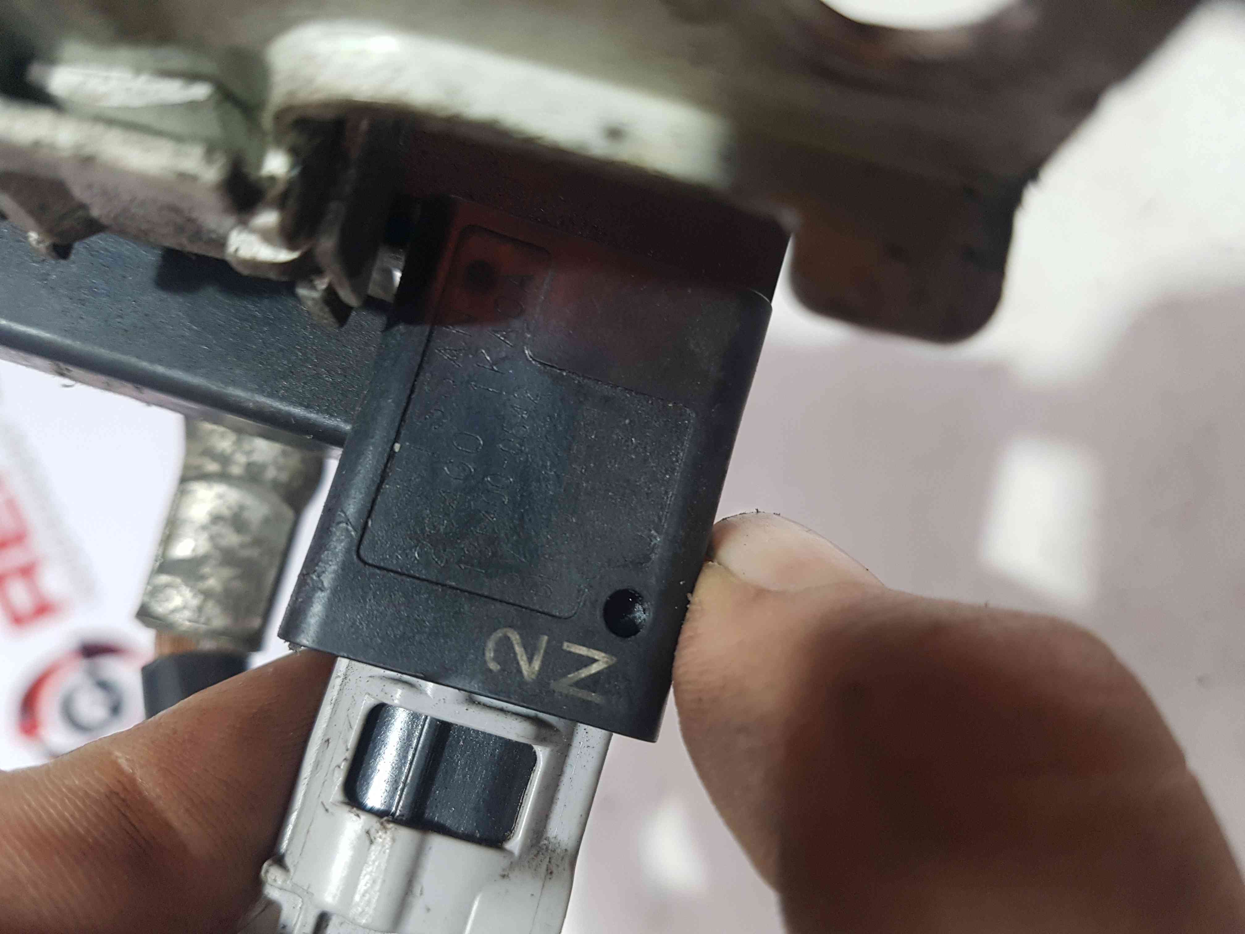 Thumb 3 Nissan X-Trail Tekna T31 2011-2014 Negative Battery Cable Lead Ground Clamp